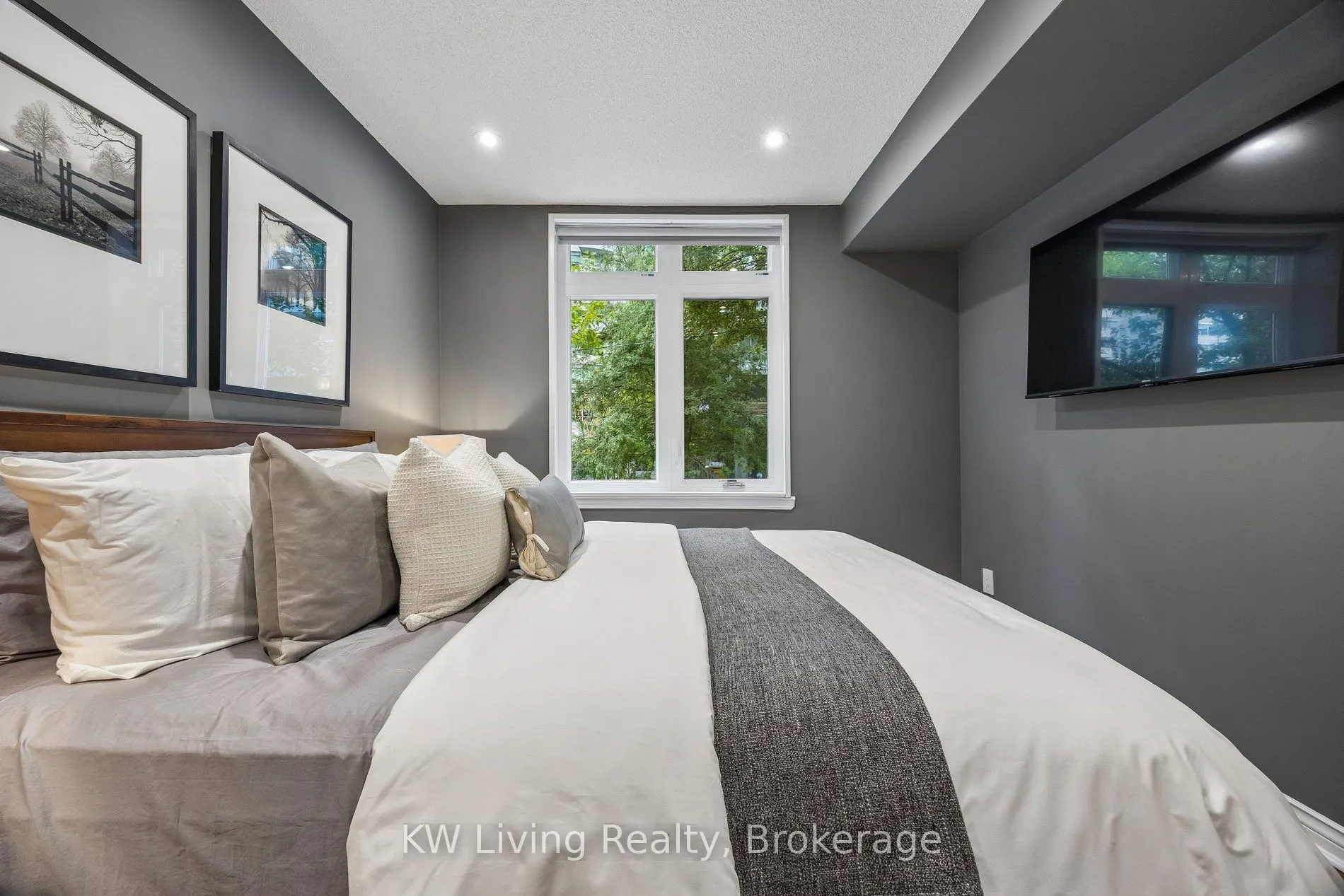 87 Lillian Street #3
