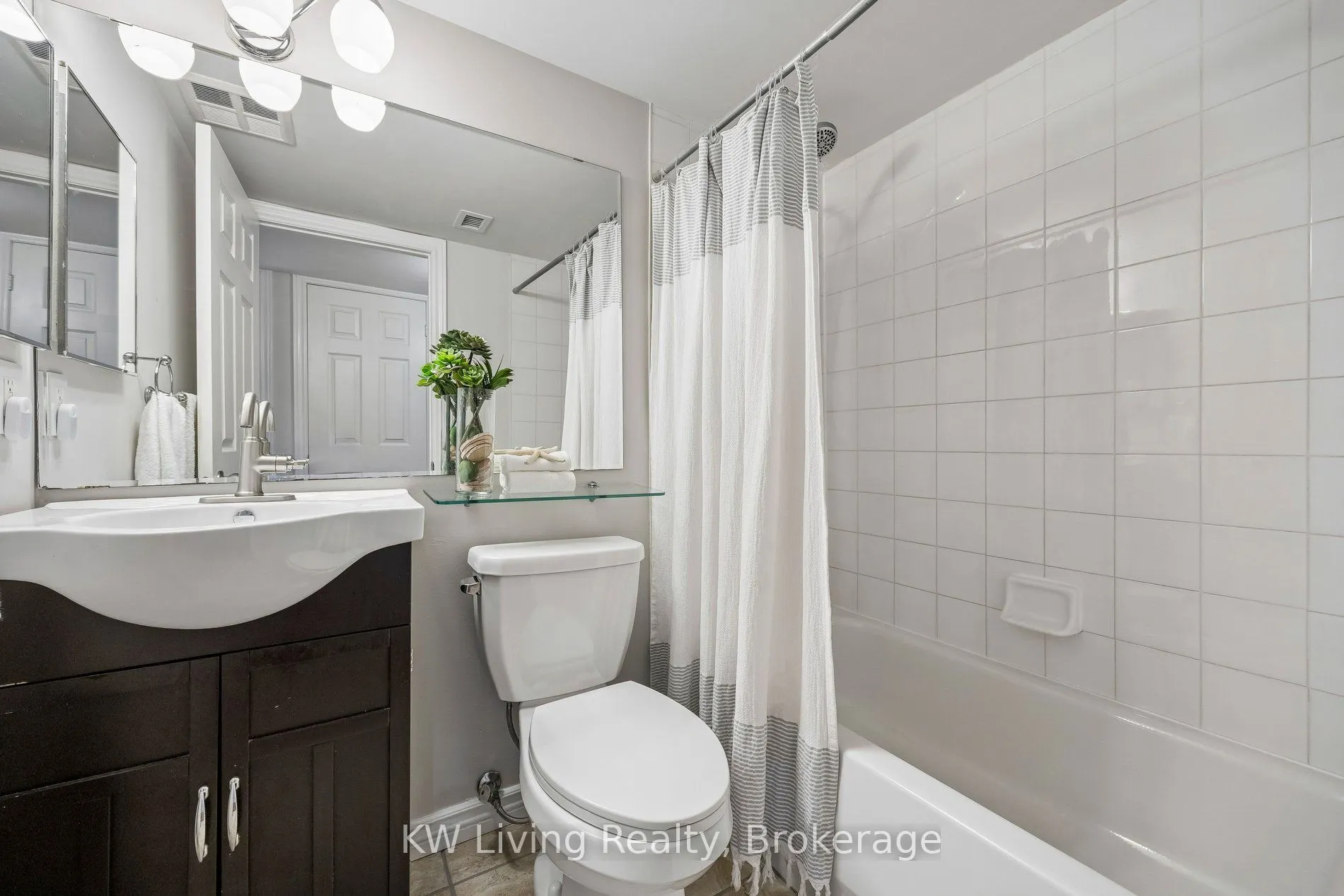 87 Lillian Street #3