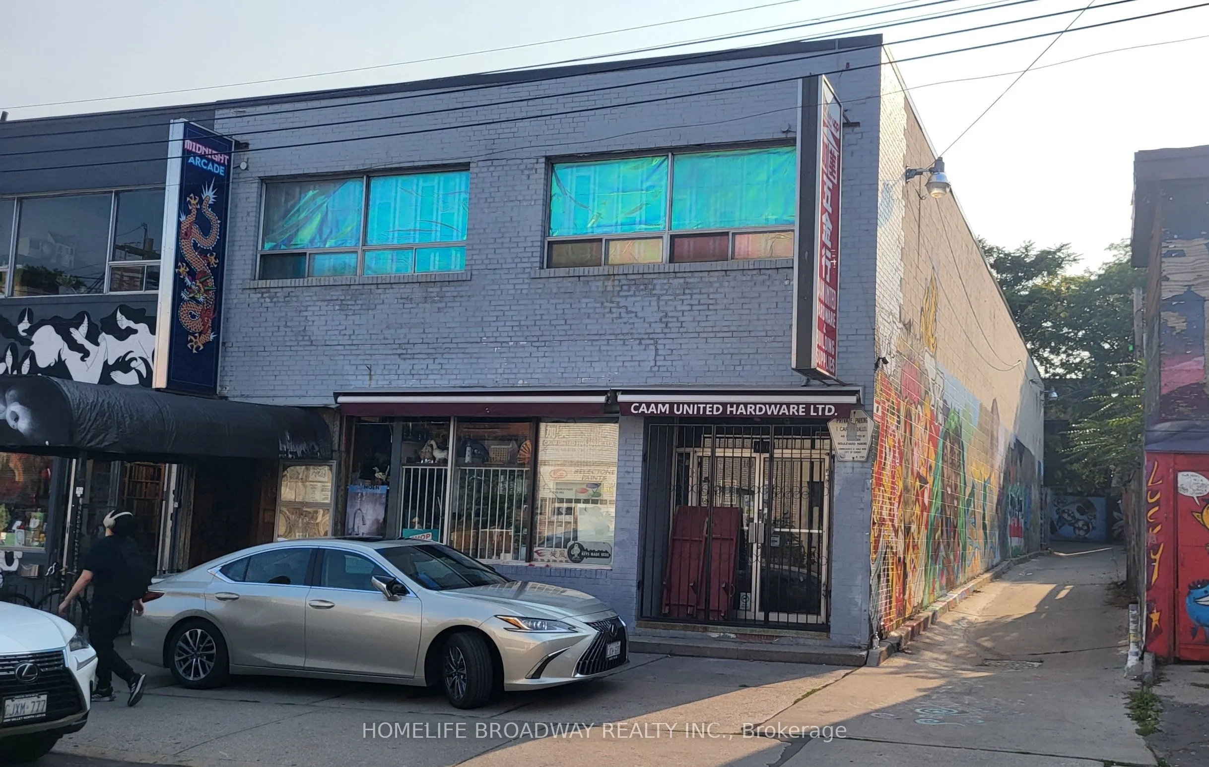 158 Augusta Avenue