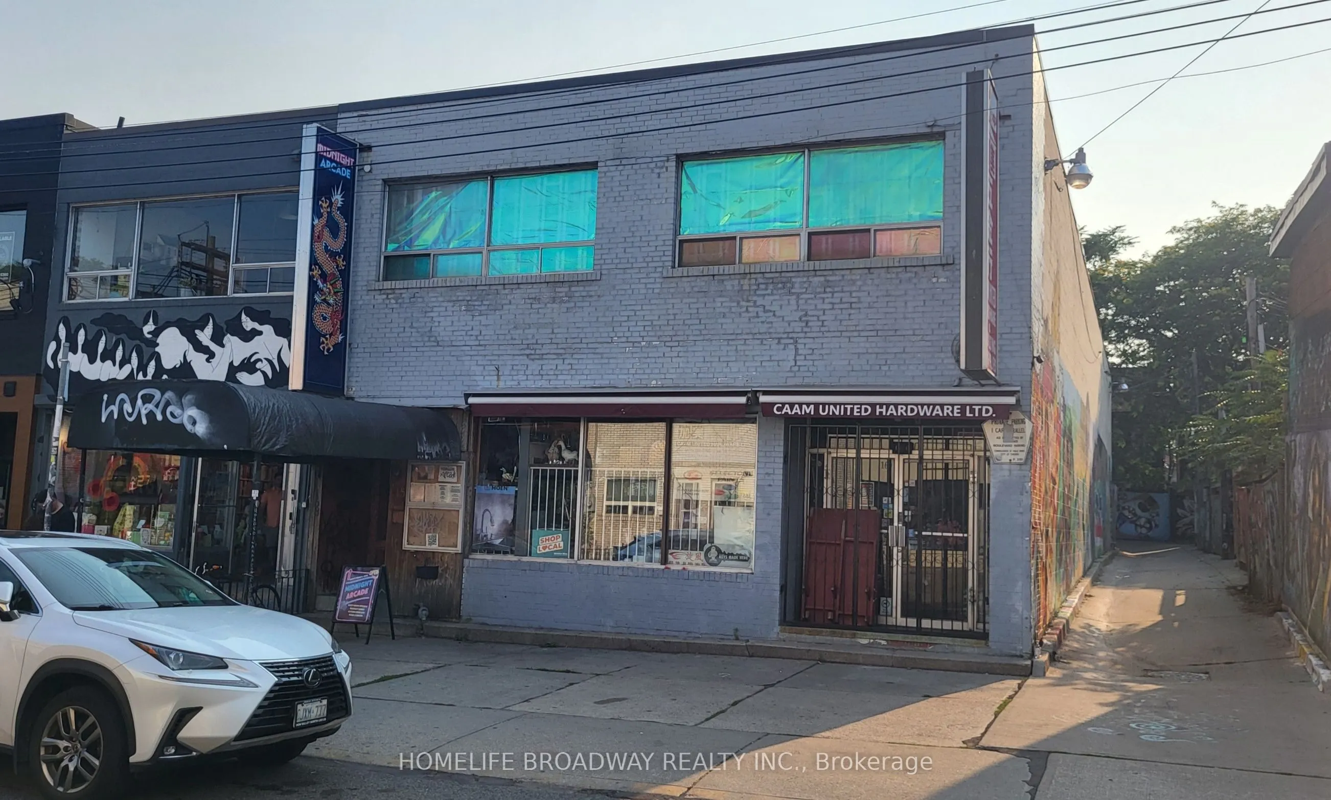 158 Augusta Avenue