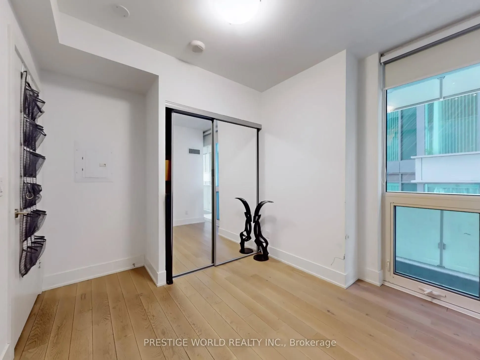 200 Bloor Street West Street W #1401