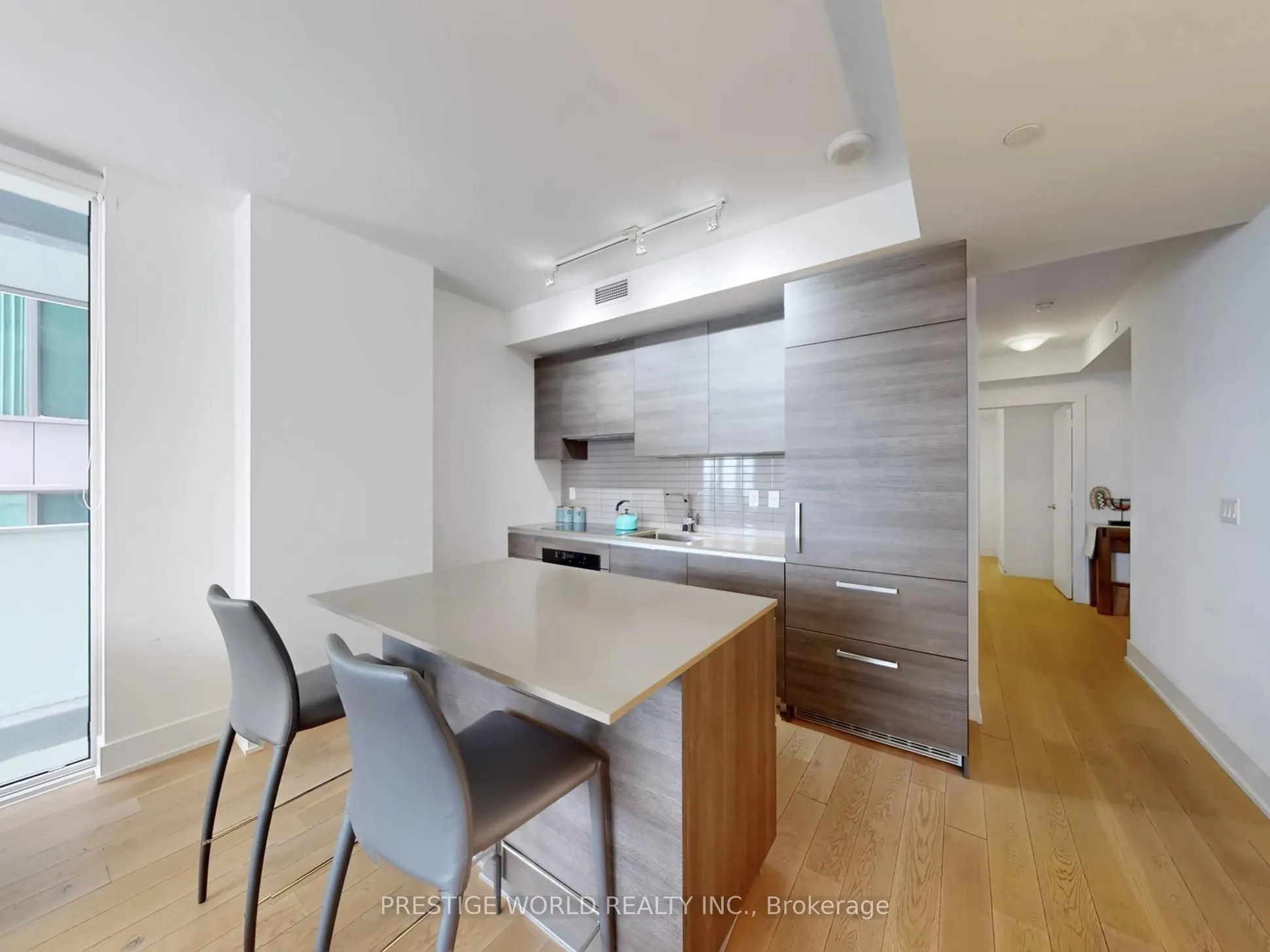 200 Bloor Street West Street W #1401