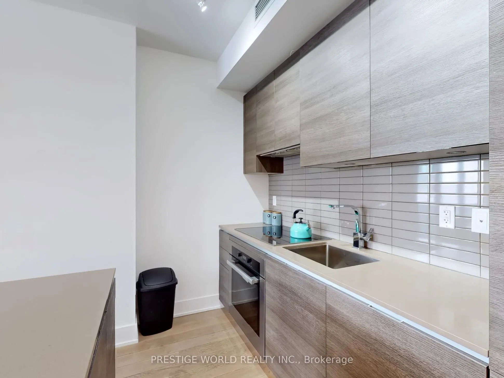 200 Bloor Street West Street W #1401