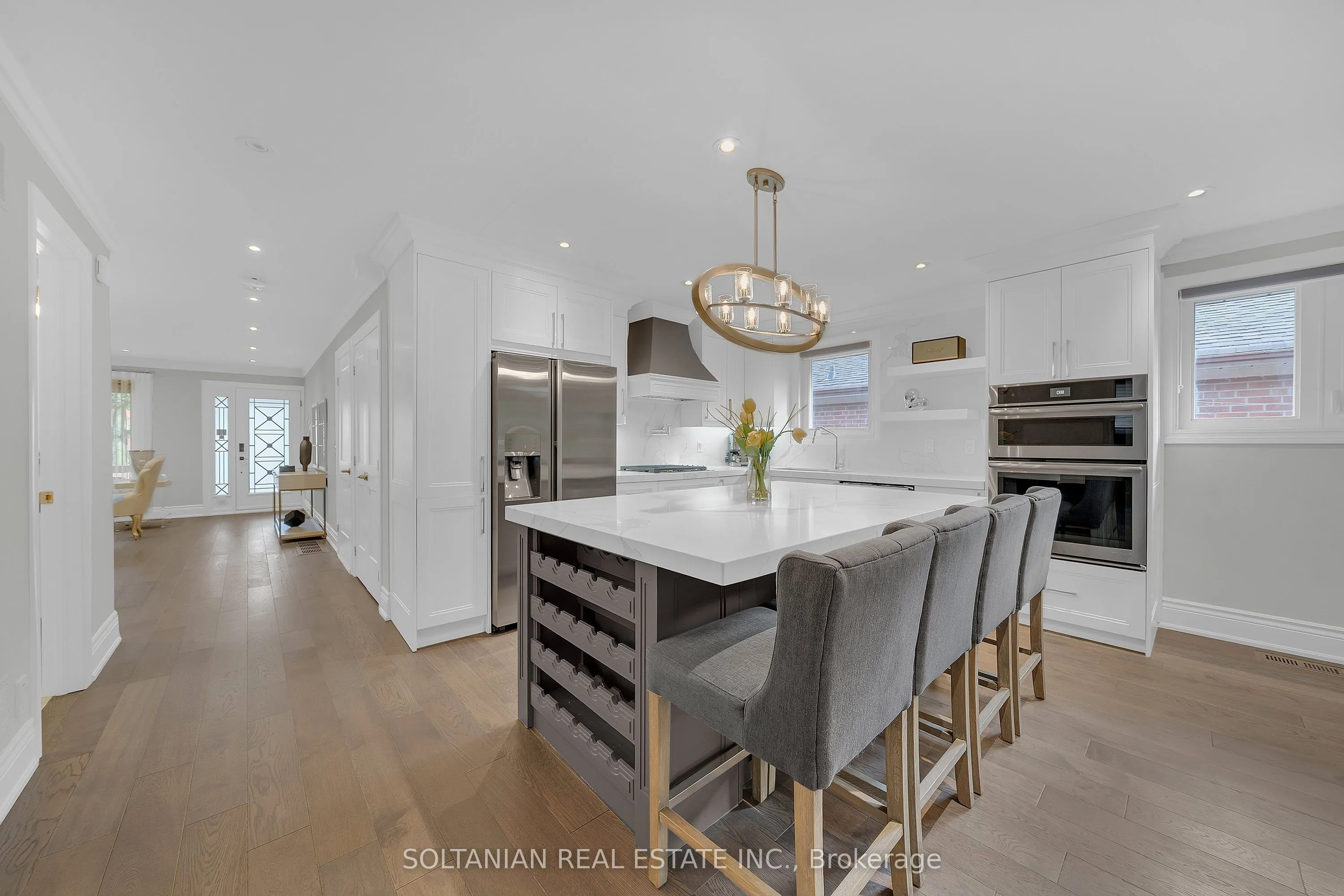 33 Madawaska Avenue