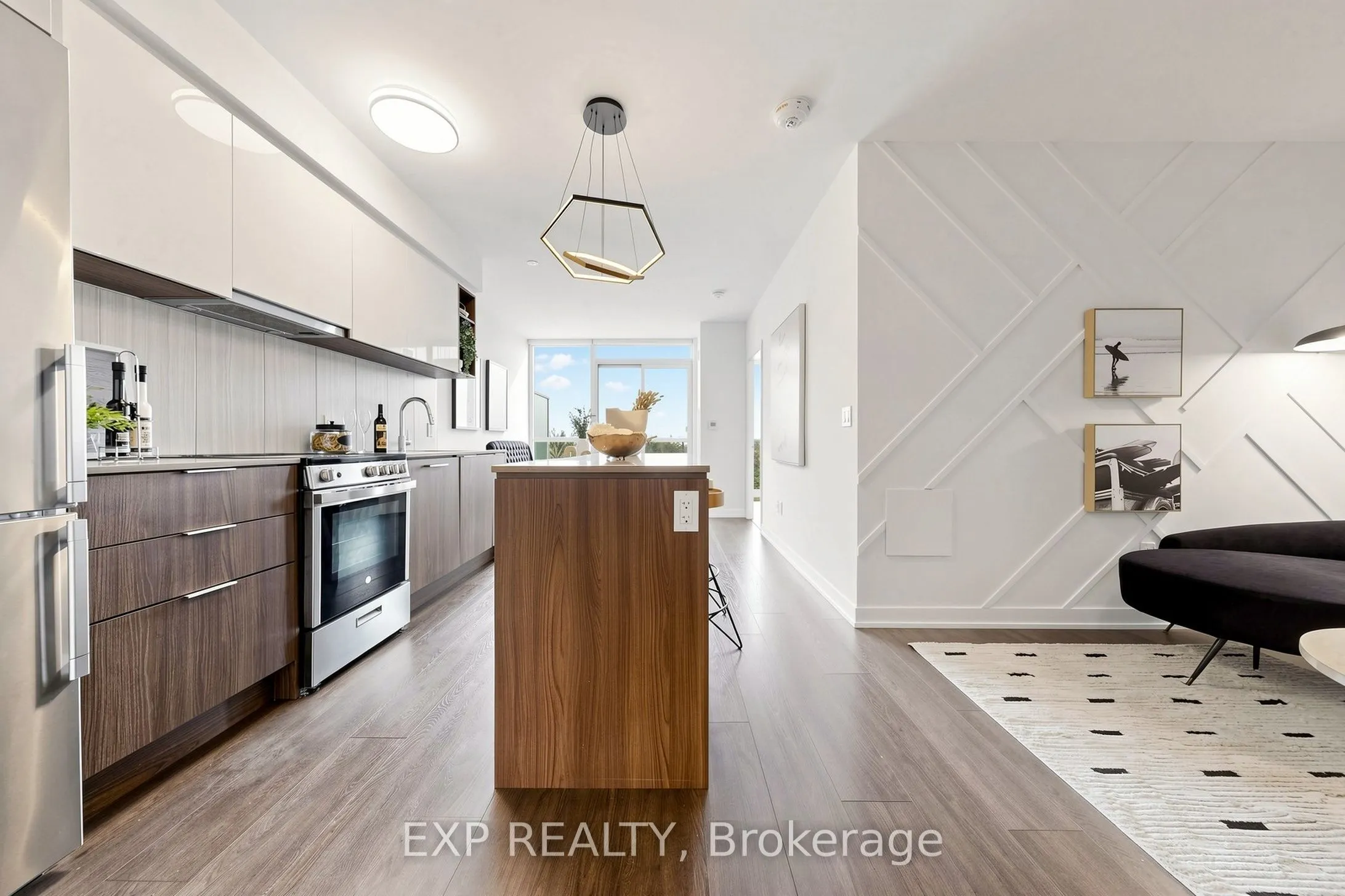 31 Tippett Road #611