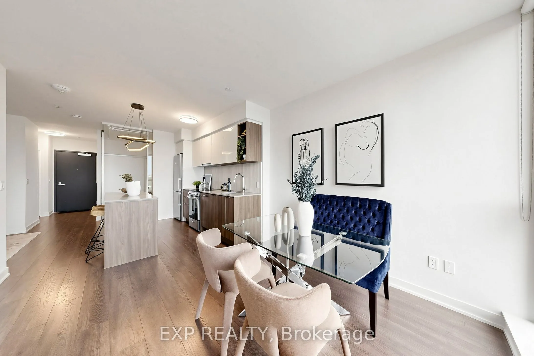 31 Tippett Road #611