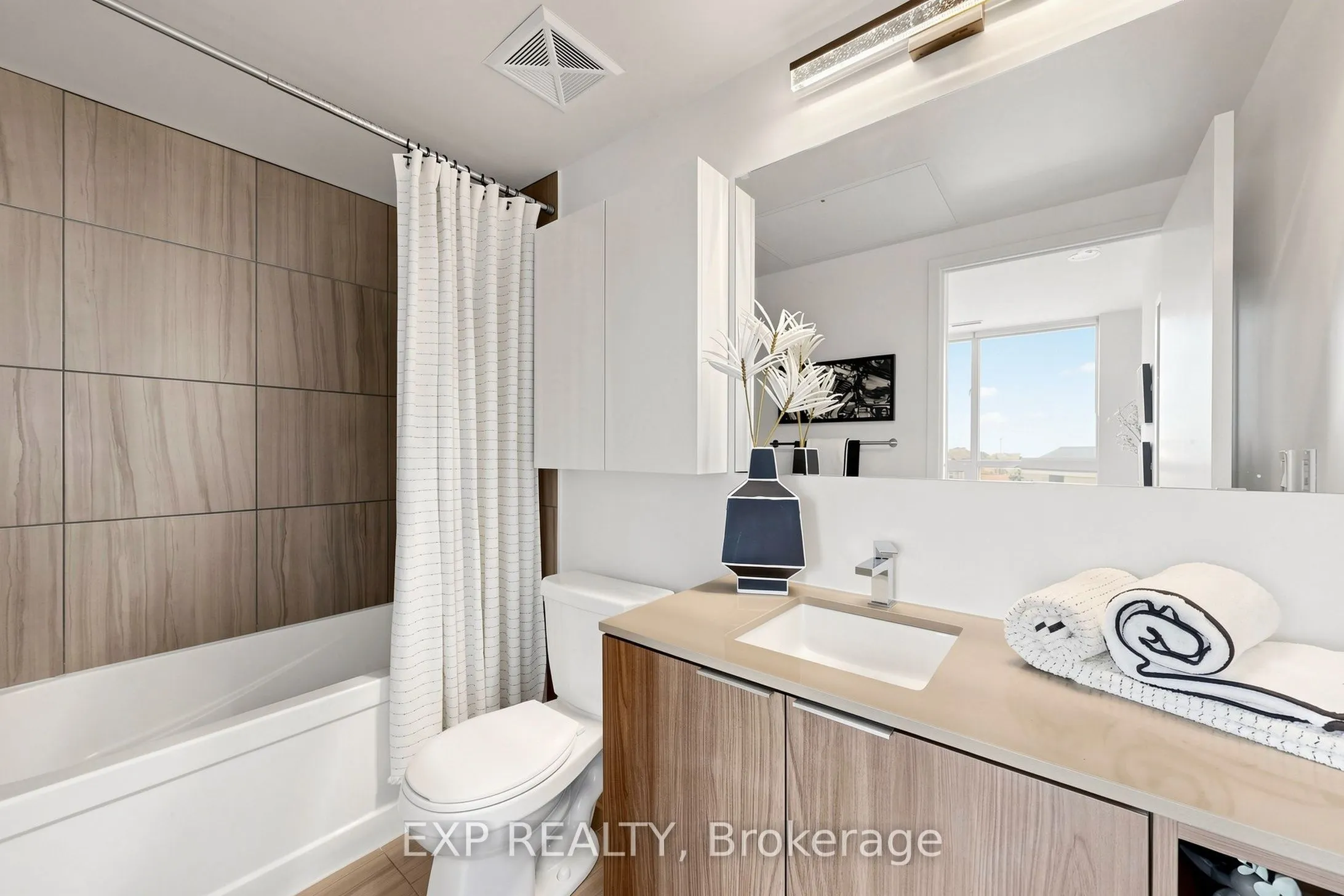 31 Tippett Road #611