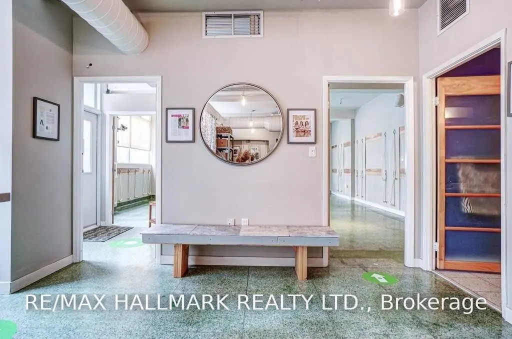 80 Sherbourne Street #106
