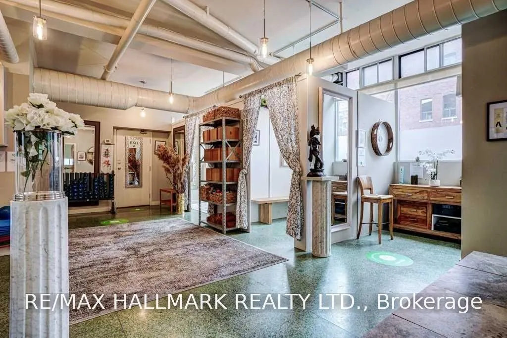 80 Sherbourne Street #106