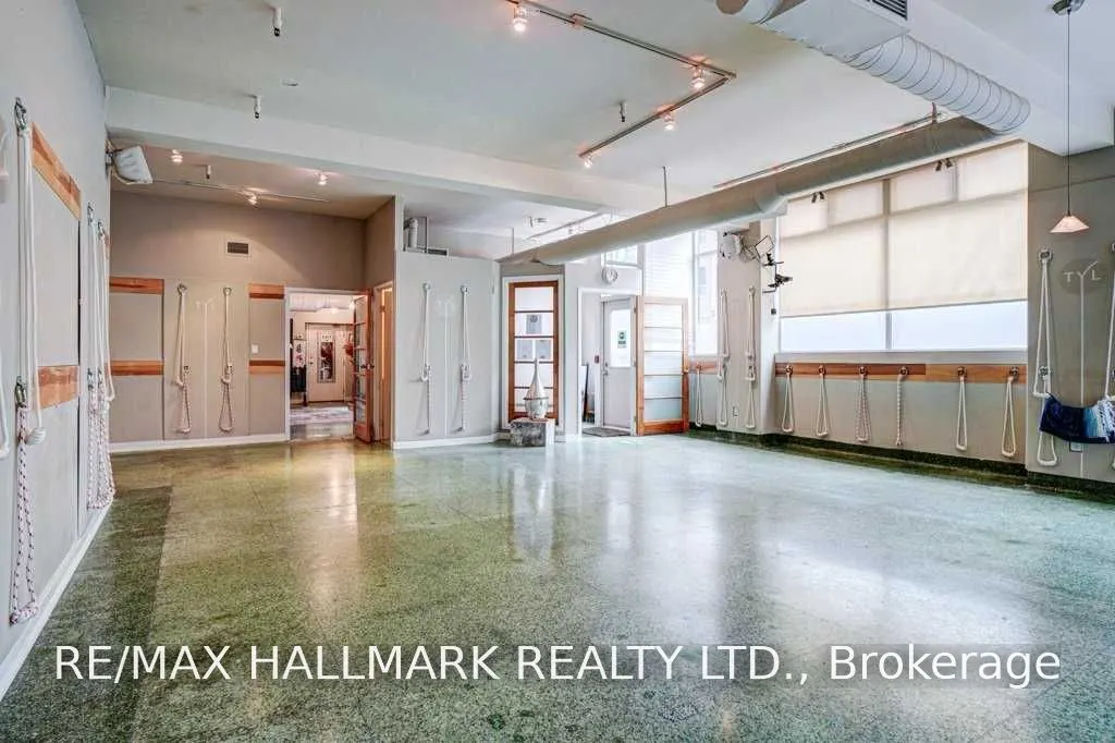 80 Sherbourne Street #106