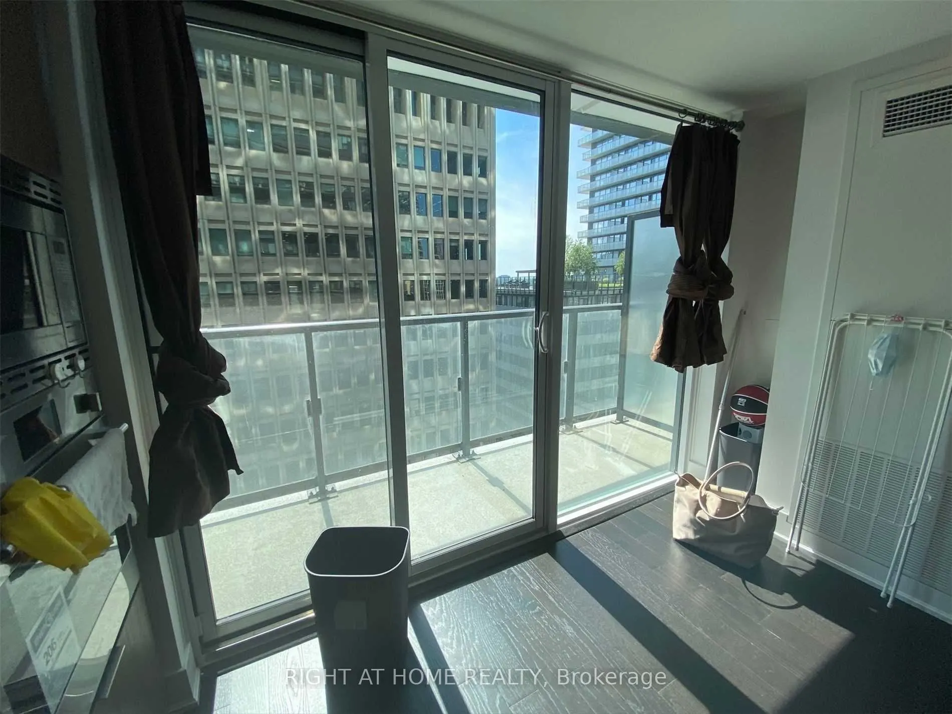 955 Bay Street #1612