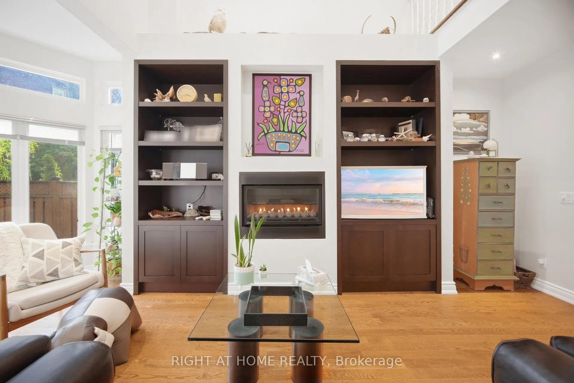 219 Broadway Avenue
