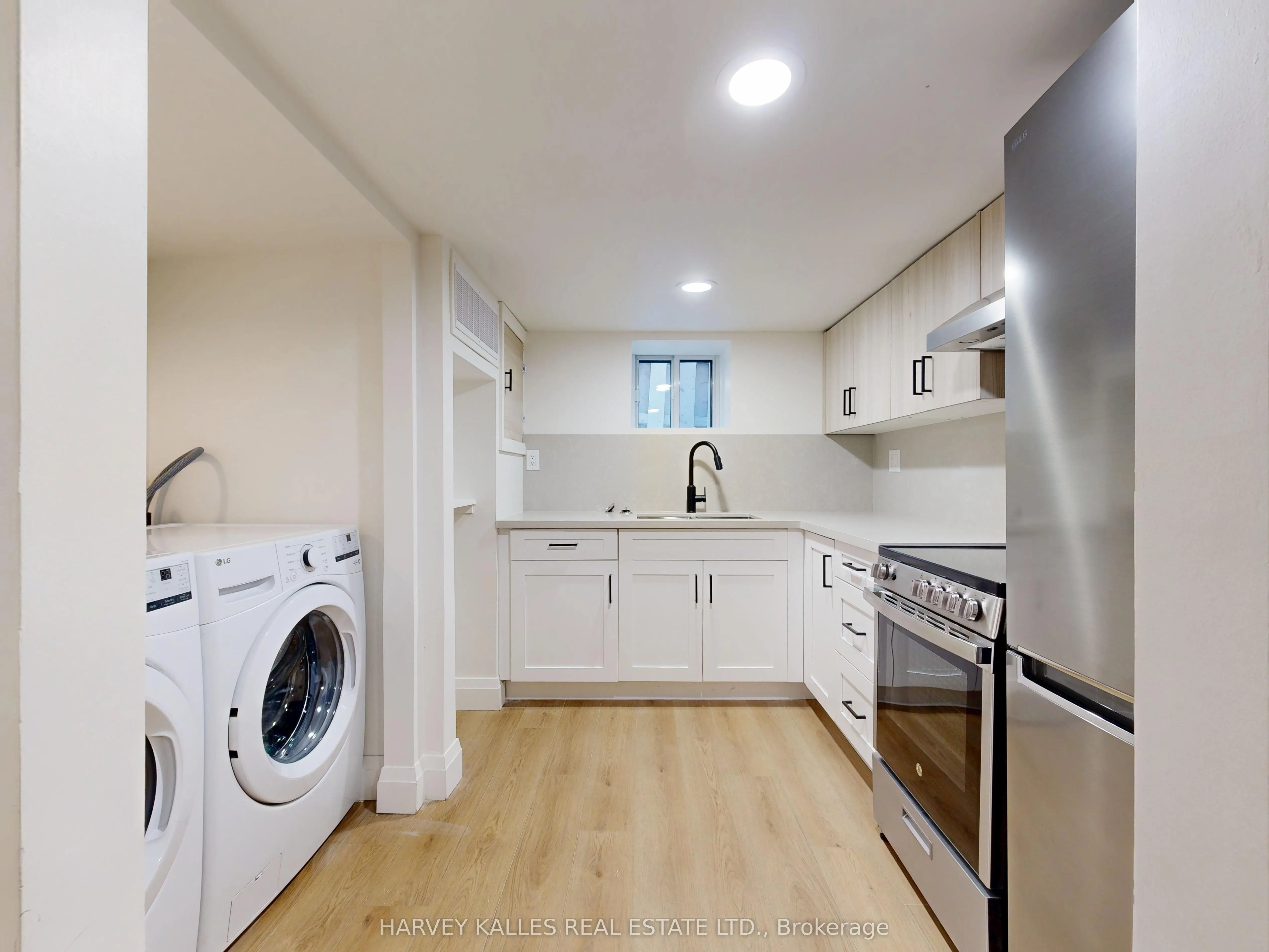 1214 Avenue Road #3