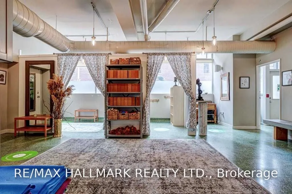 80 Sherbourne Street #106