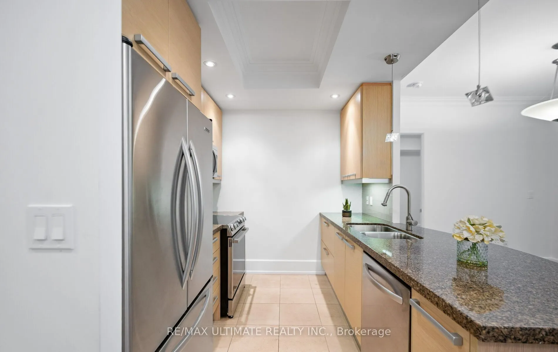 662 Sheppard Avenue #303c