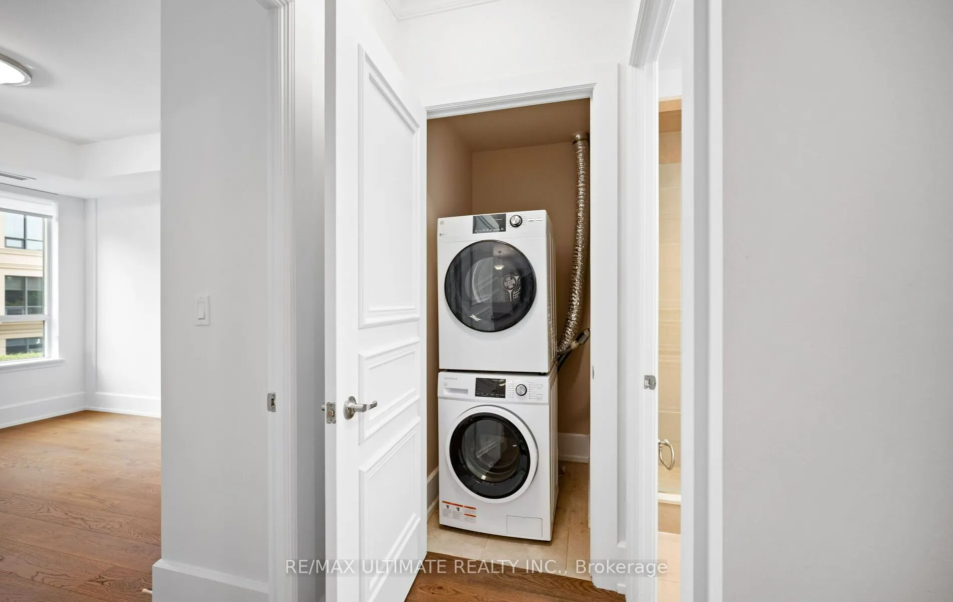 662 Sheppard Avenue #303c