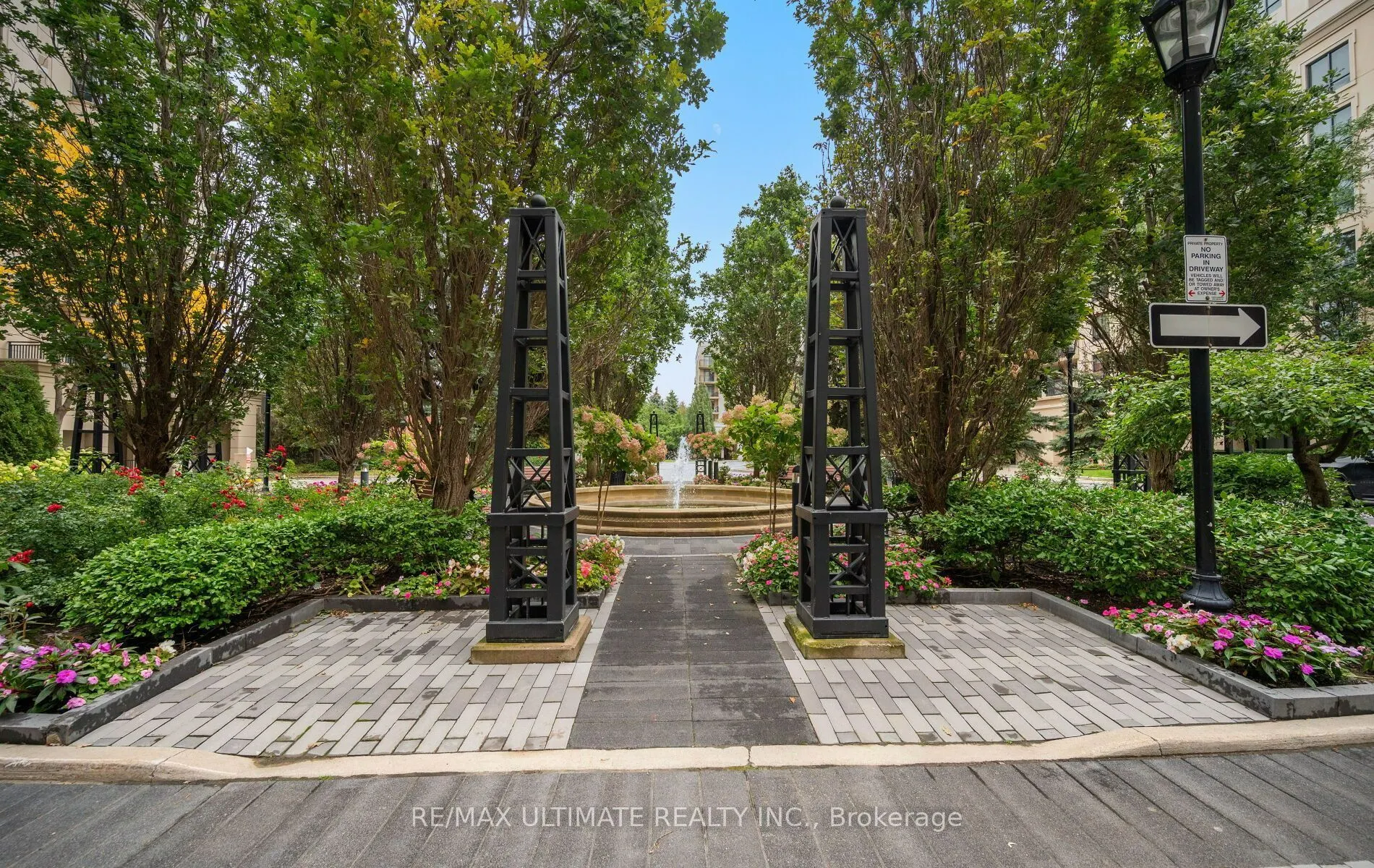 662 Sheppard Avenue #303c