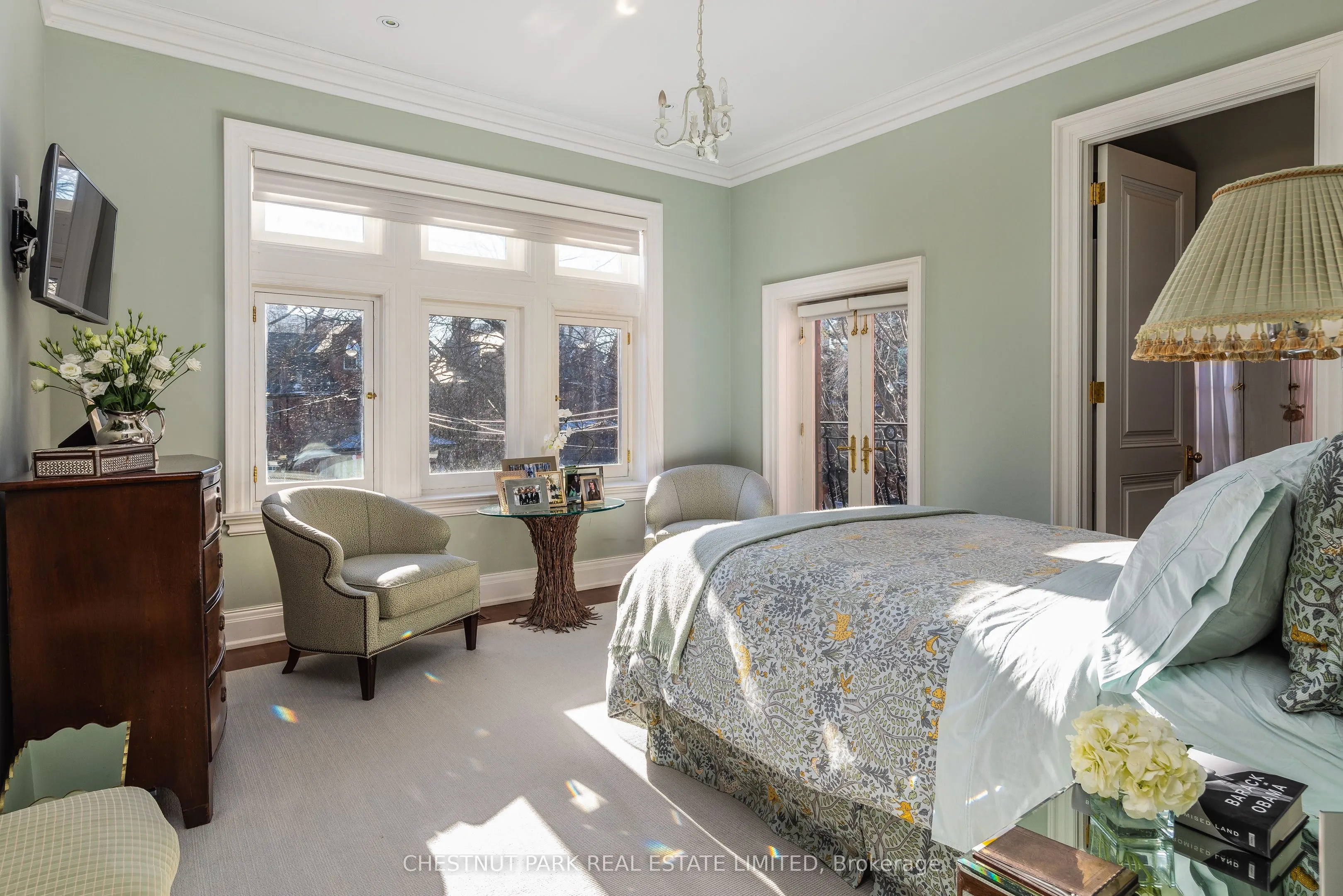 40 Maple Avenue #4