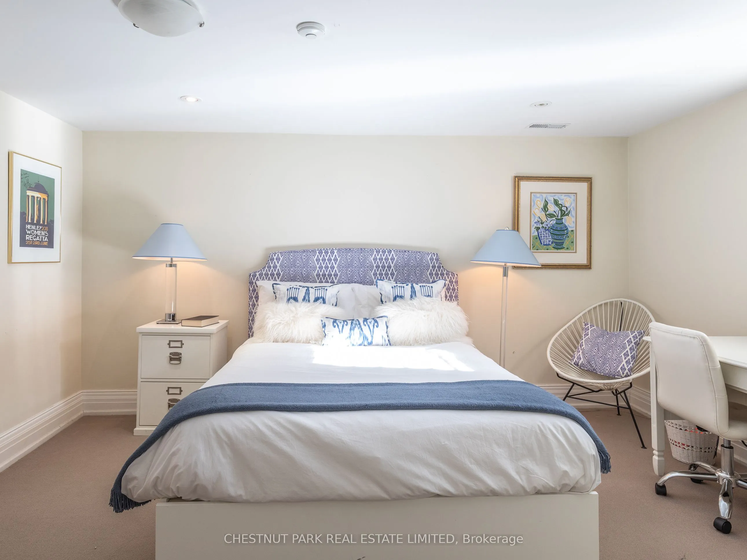 40 Maple Avenue #4