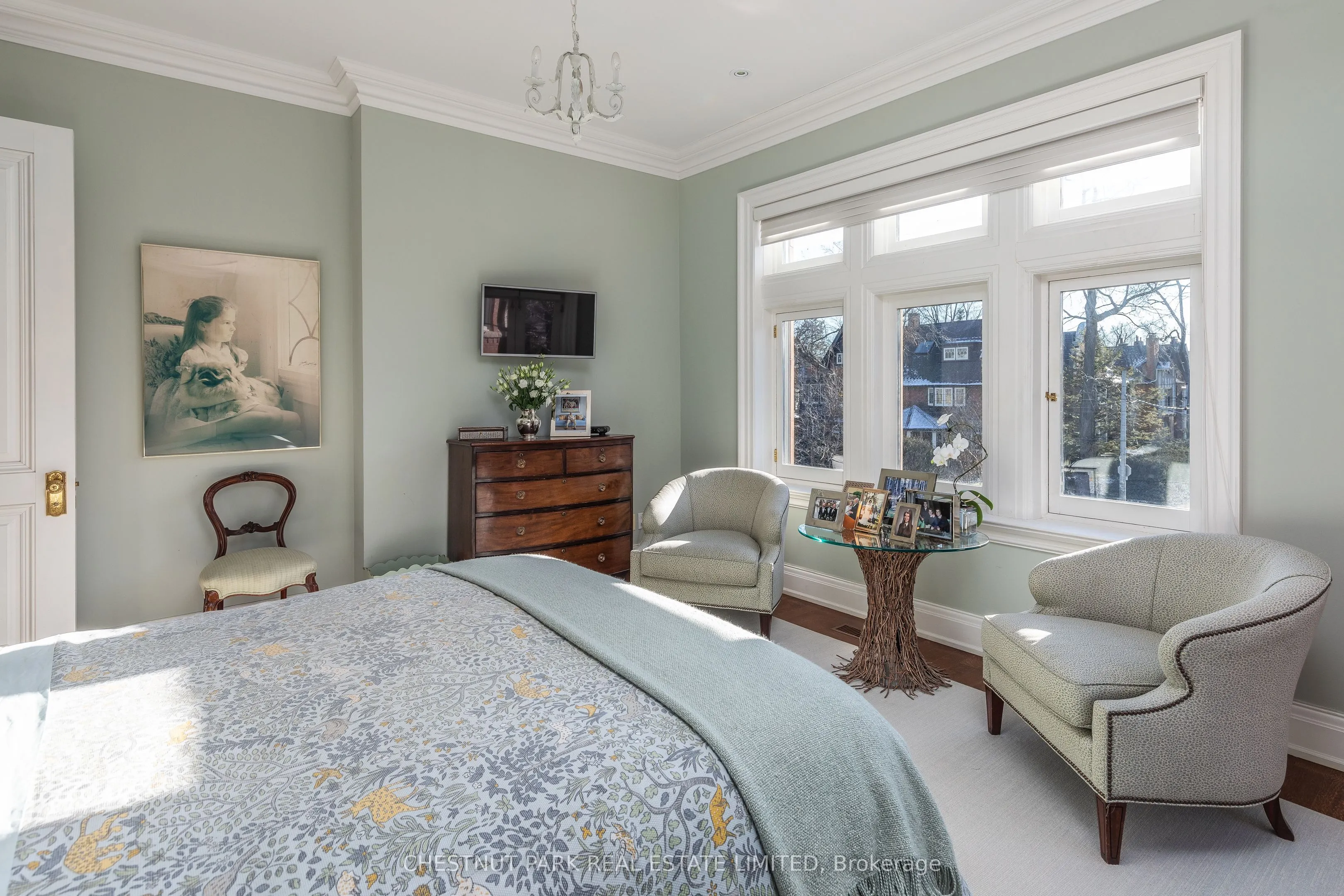 40 Maple Avenue #4