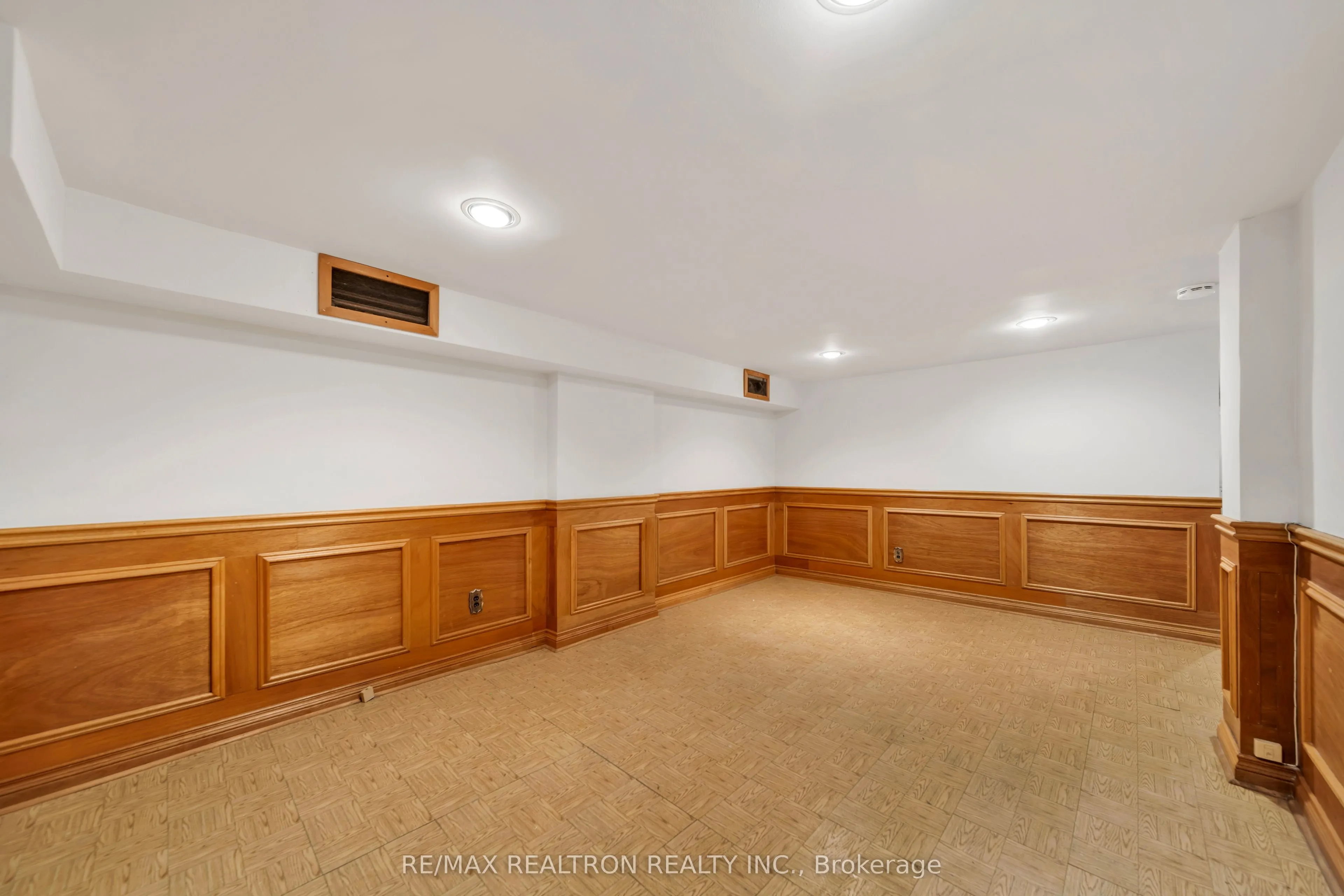 155 Arlington Avenue