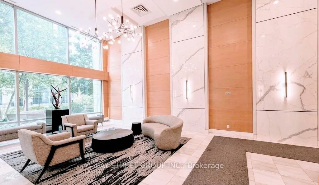 4978 Yonge Street #1812