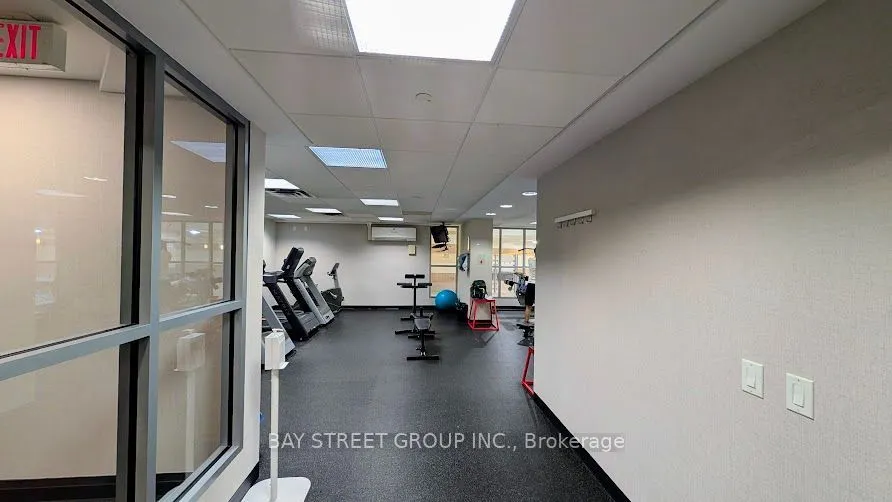 4978 Yonge Street #1812
