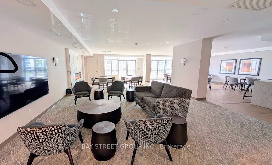 4978 Yonge Street #1812