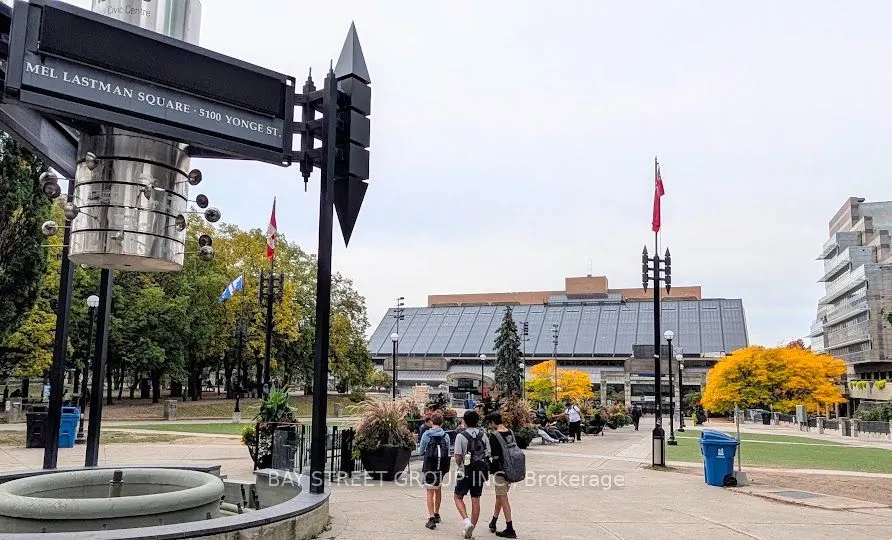 4978 Yonge Street #1812