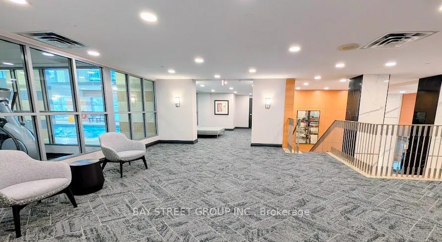 4978 Yonge Street #1812
