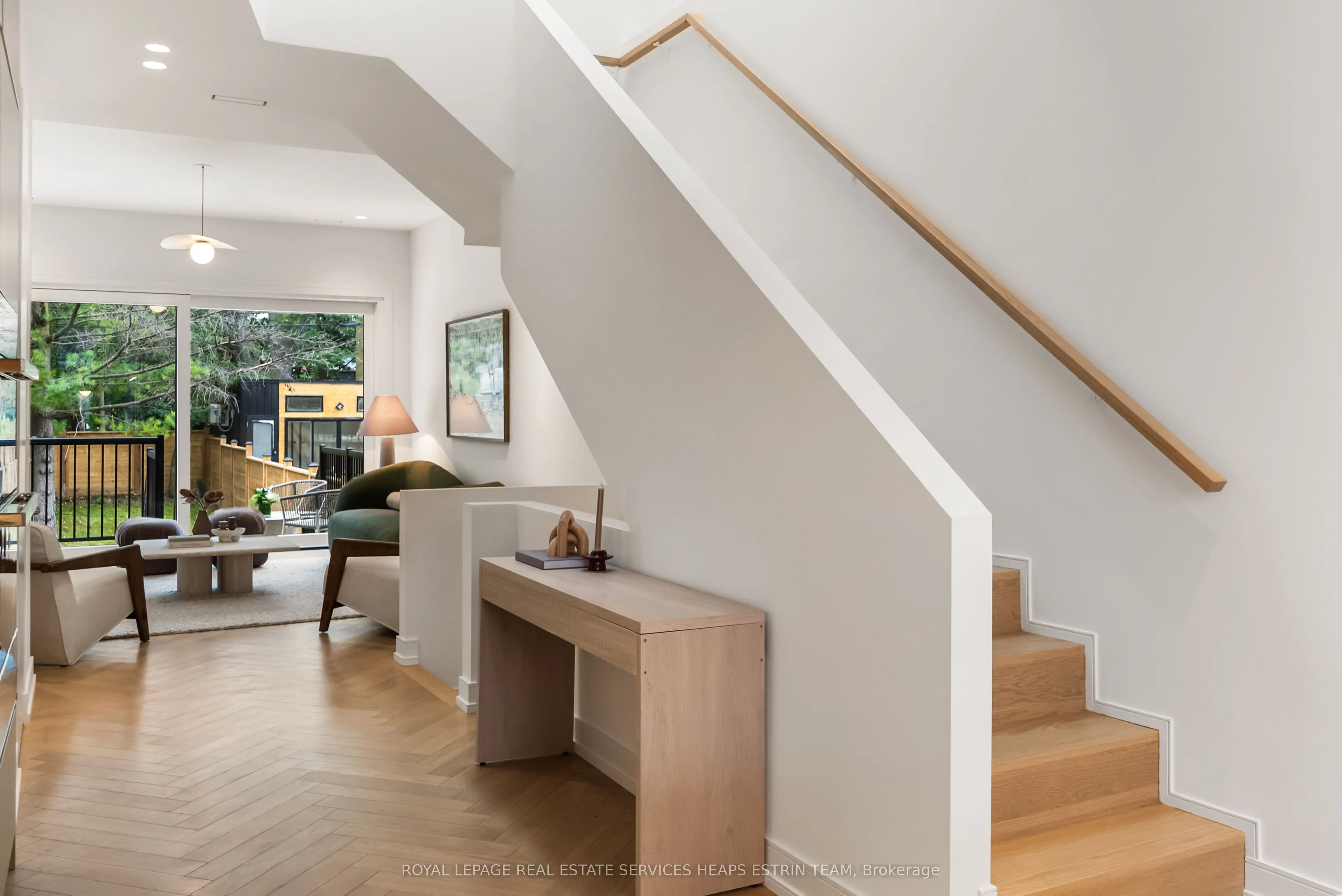 31 Taunton Road