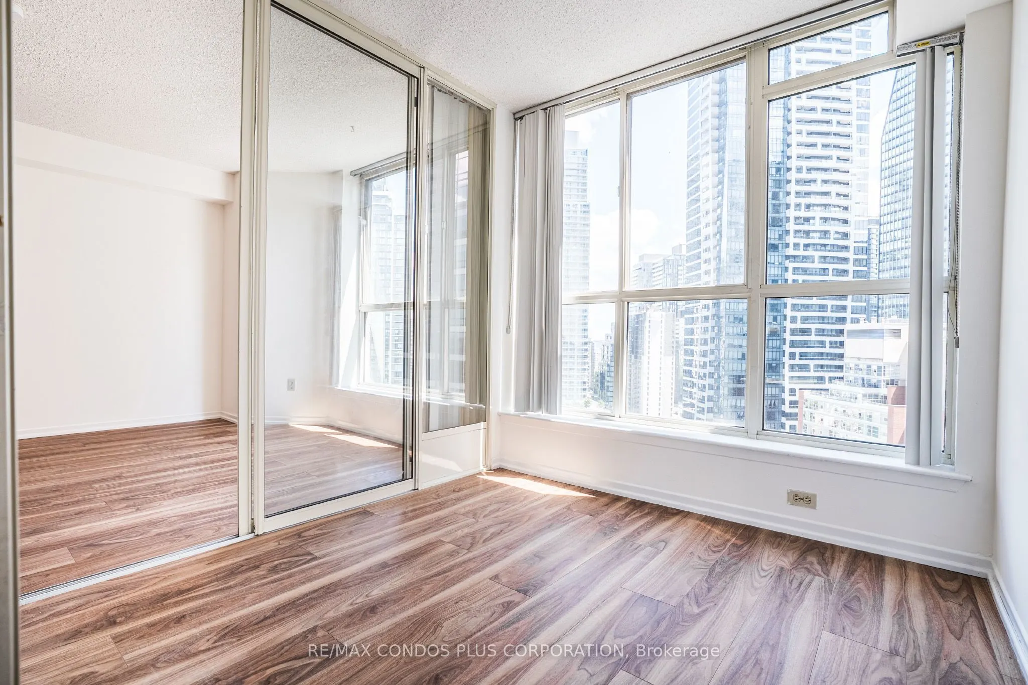 44 St Joseph Street #1811
