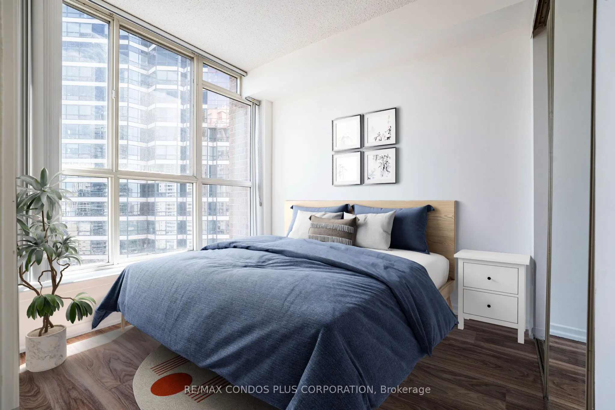 44 St Joseph Street #1811