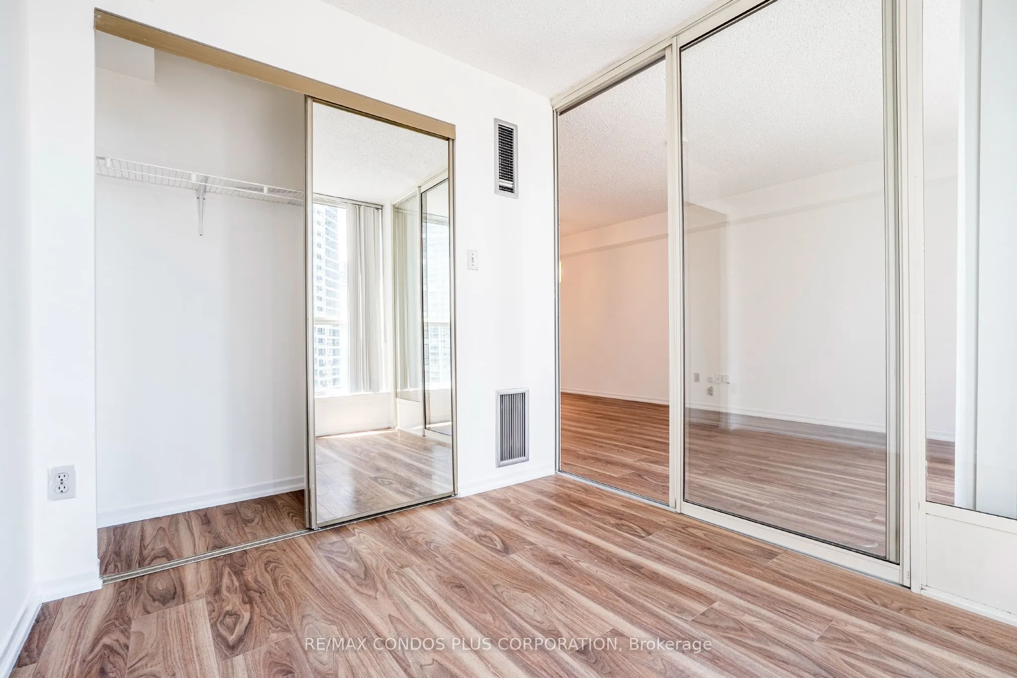 44 St Joseph Street #1811