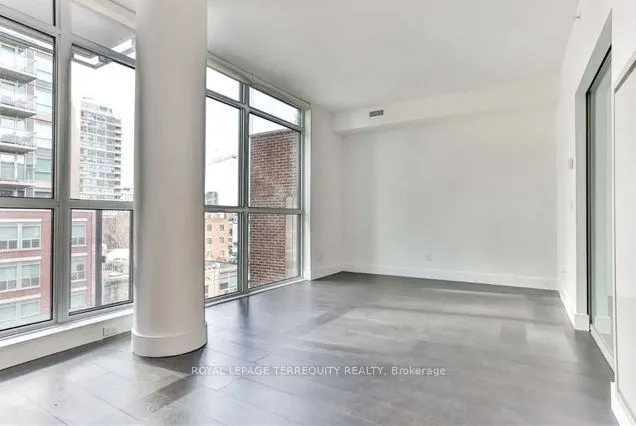 39 Sherbourne Street #609