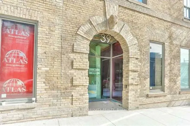 39 Sherbourne Street #609