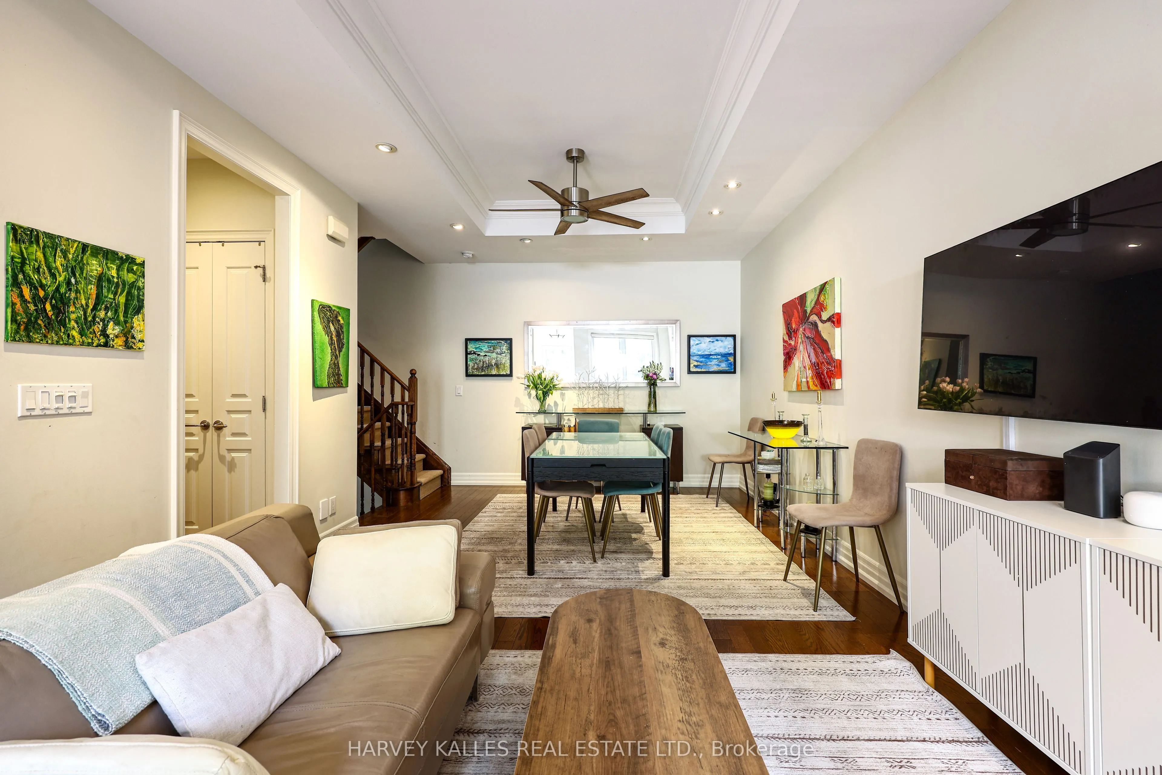 21 Burkebrook Place #TH9