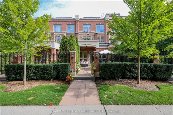 21 Burkebrook Place #TH9