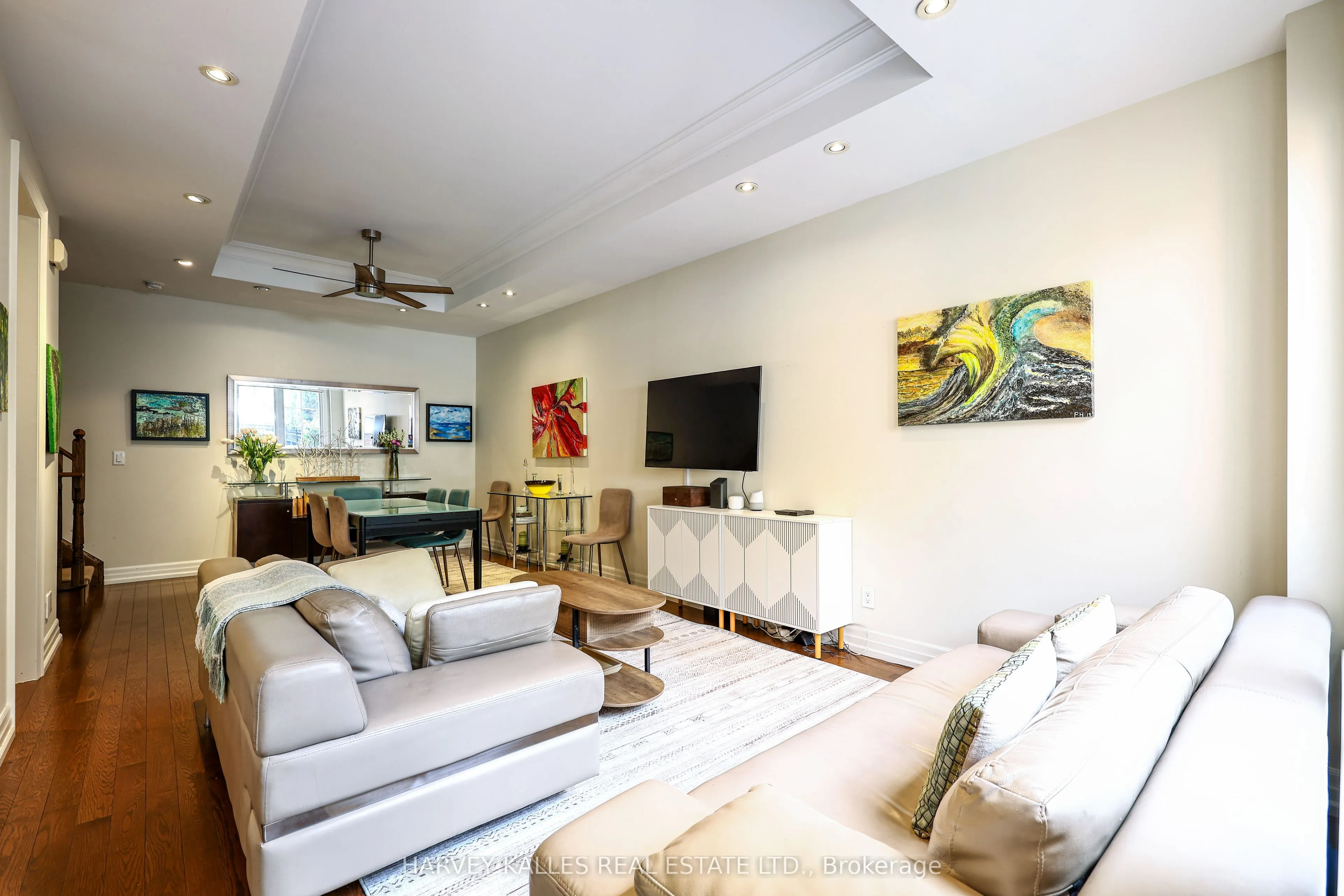 21 Burkebrook Place #TH9