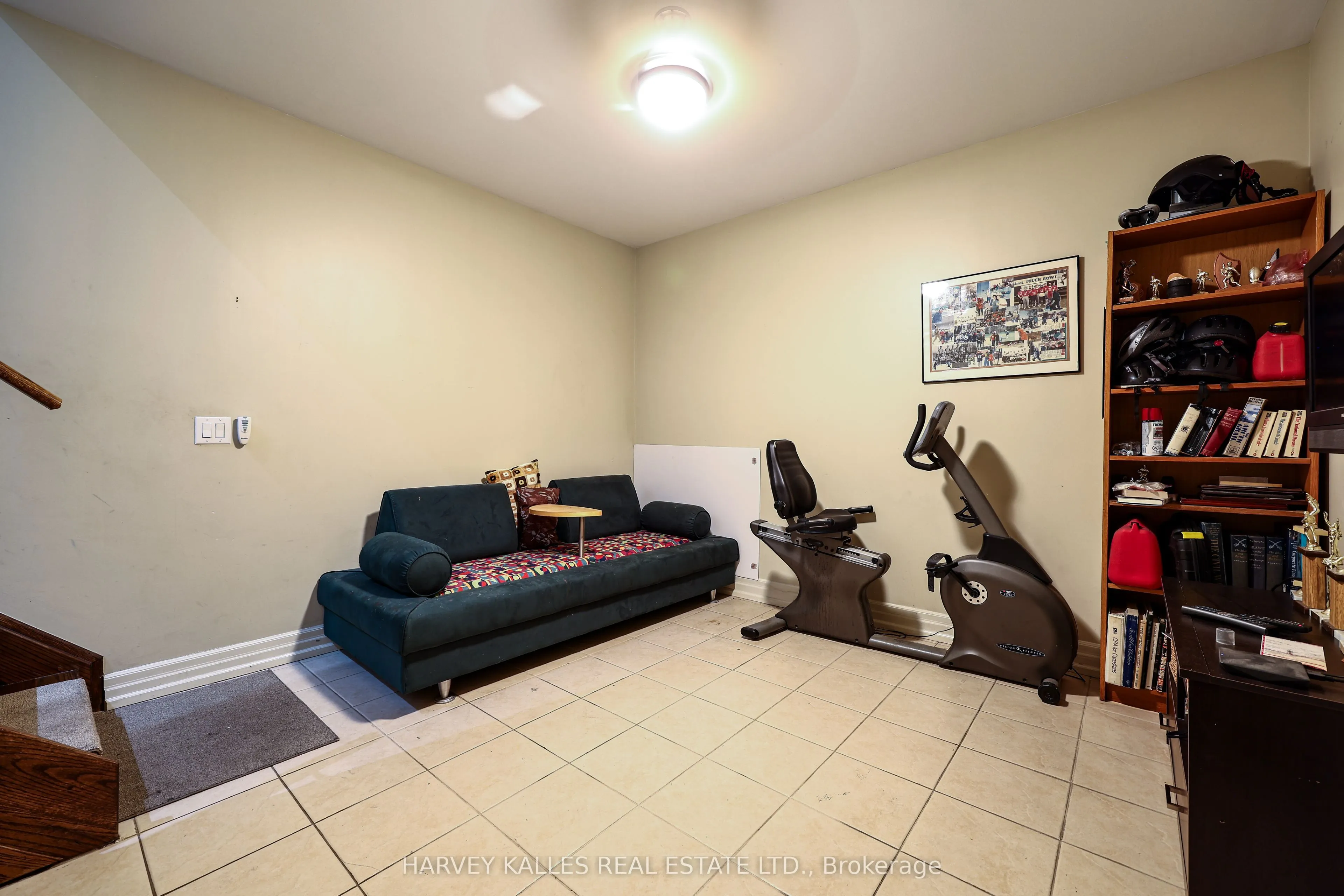 21 Burkebrook Place #TH9