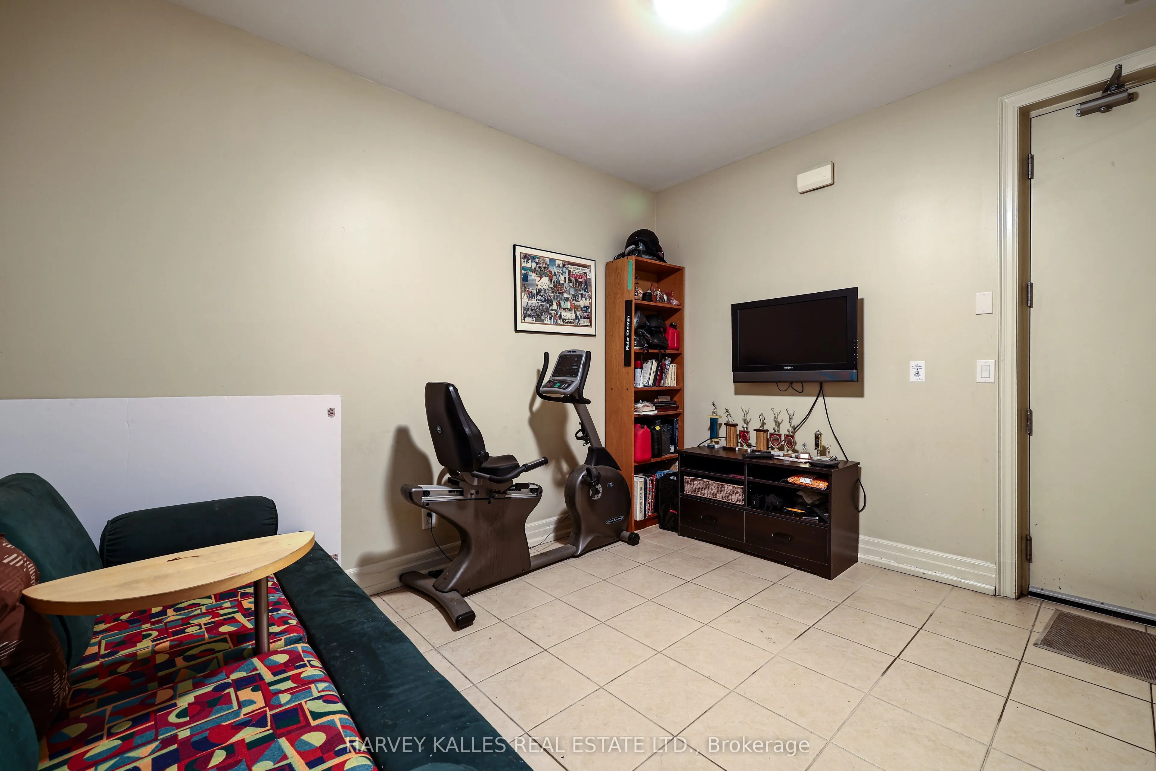 21 Burkebrook Place #TH9