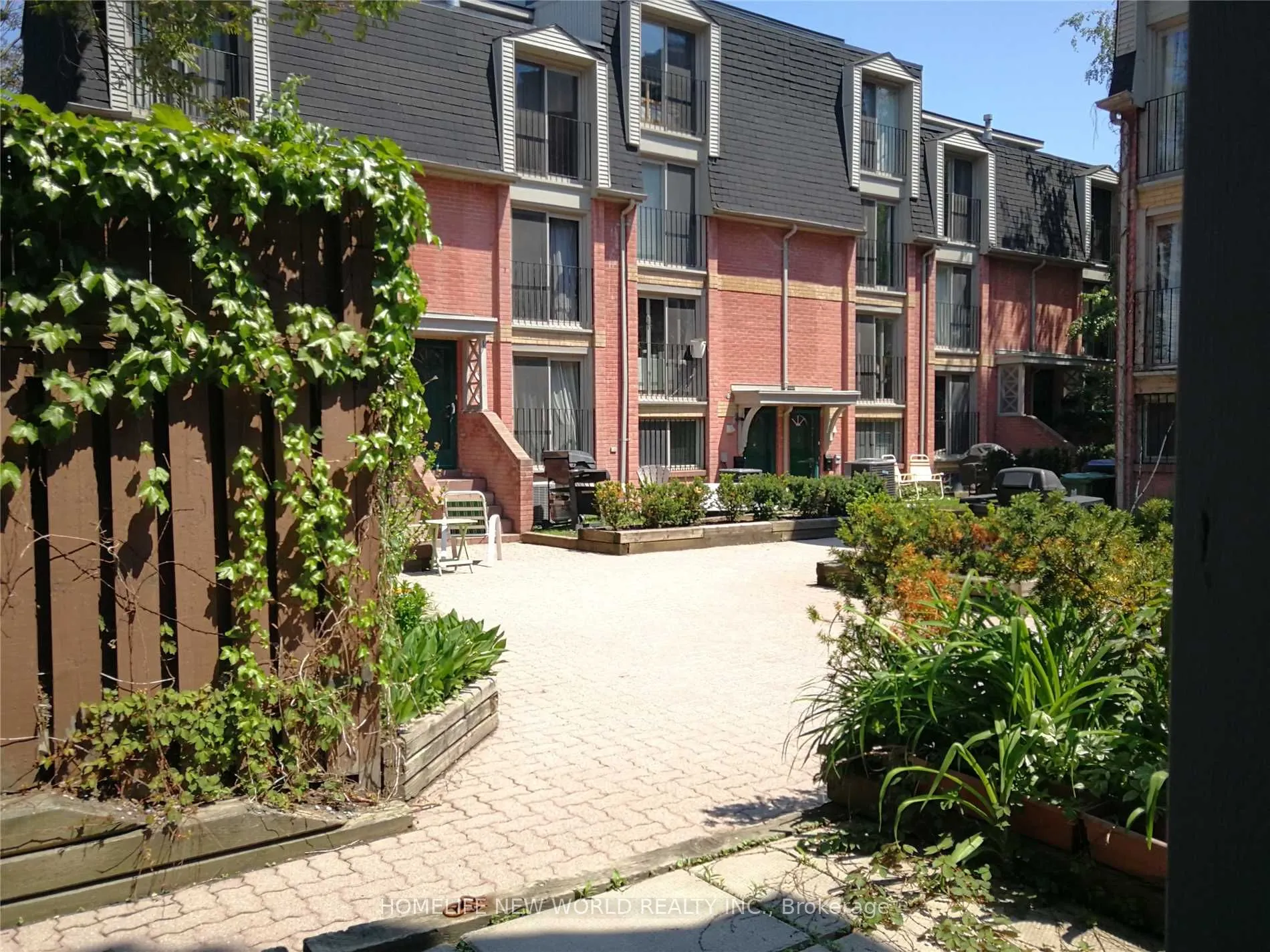325 Jarvis Street #33