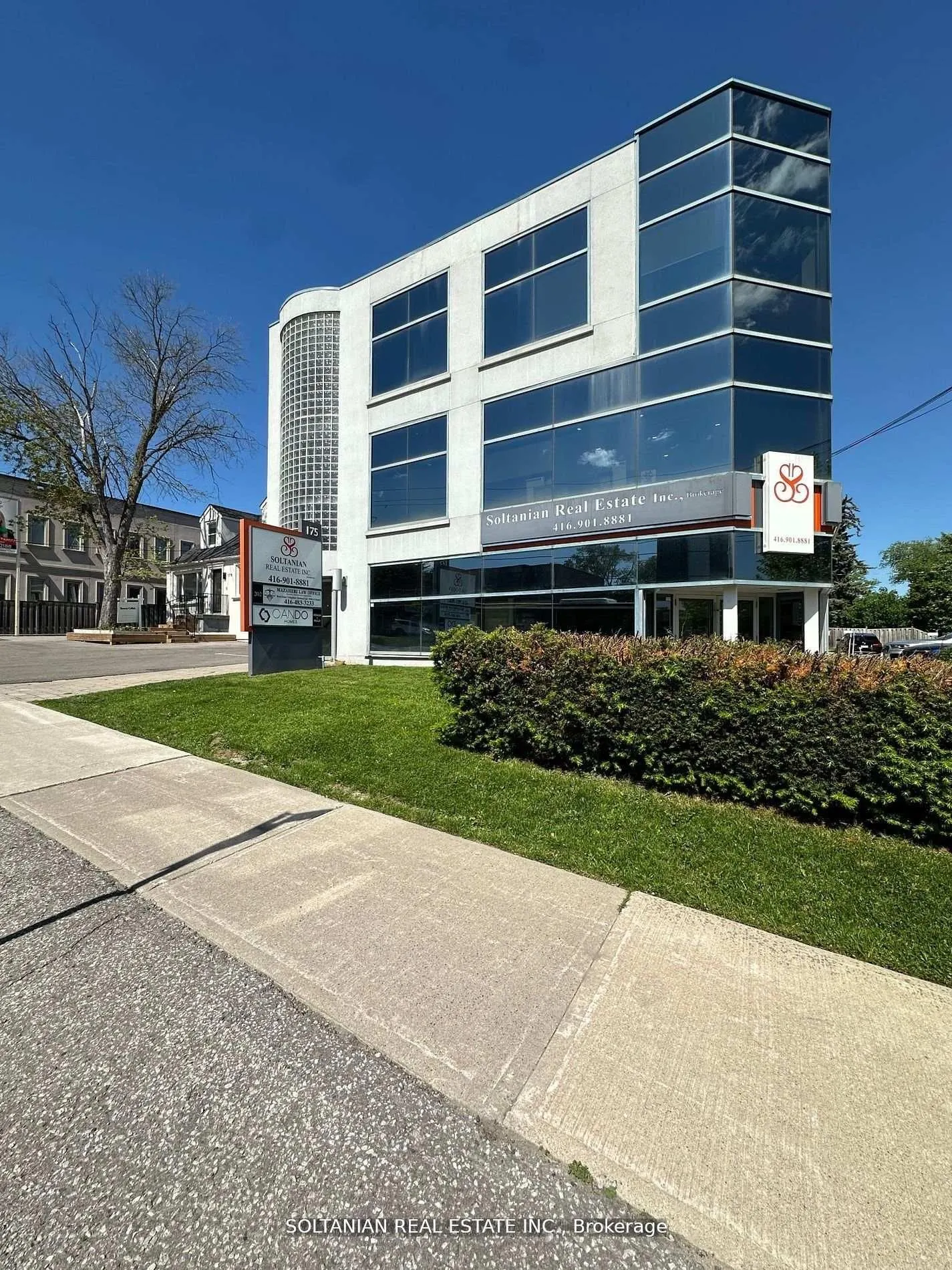 175 Willowdale Avenue #202