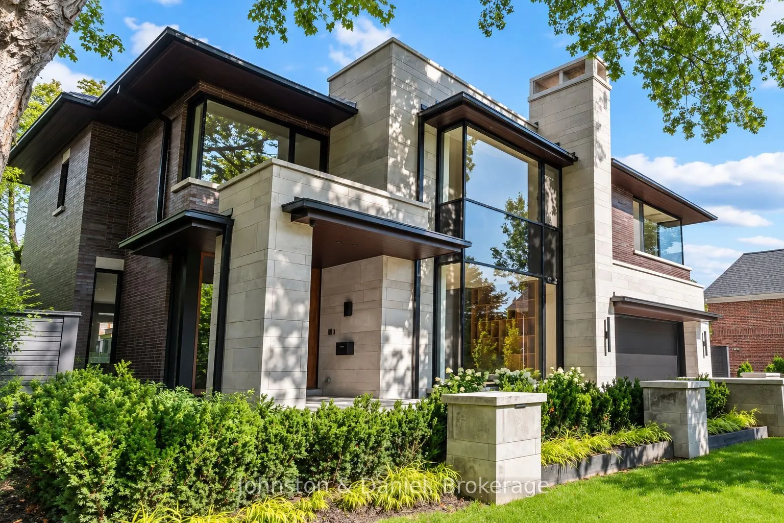 5 Fidelia Avenue