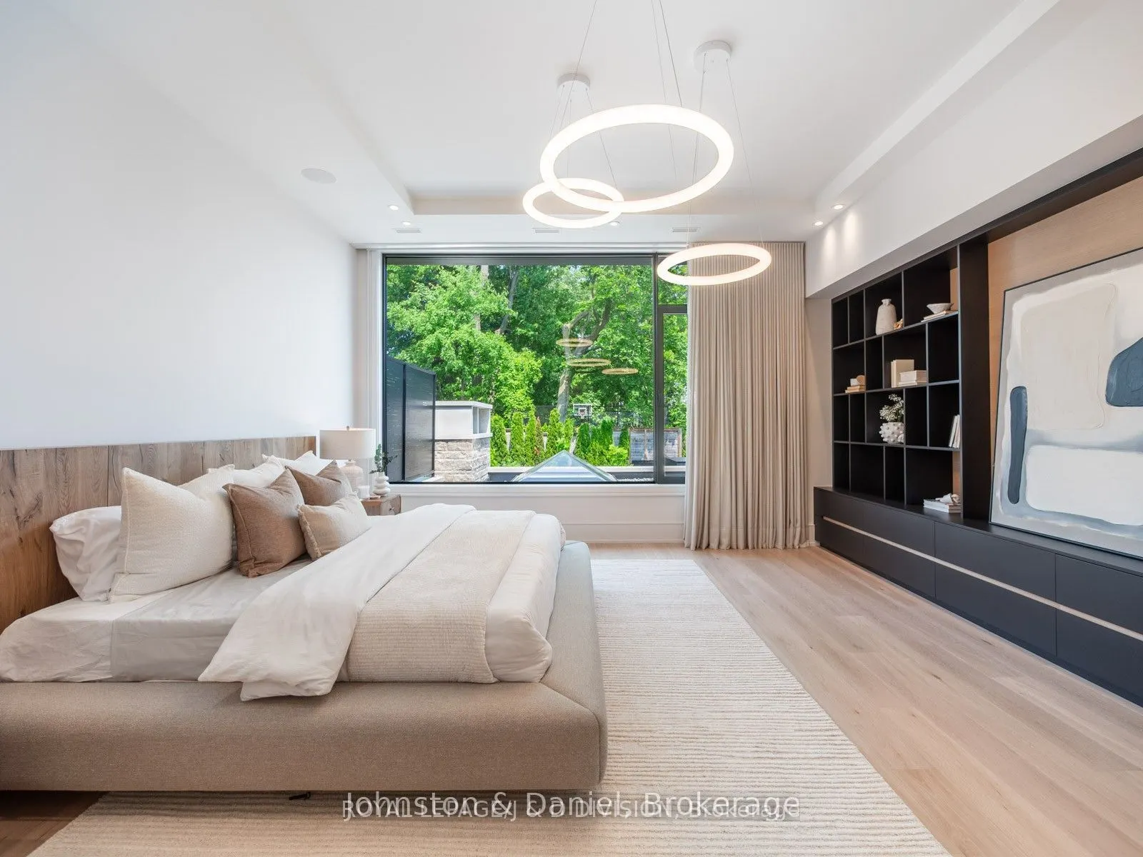 5 Fidelia Avenue