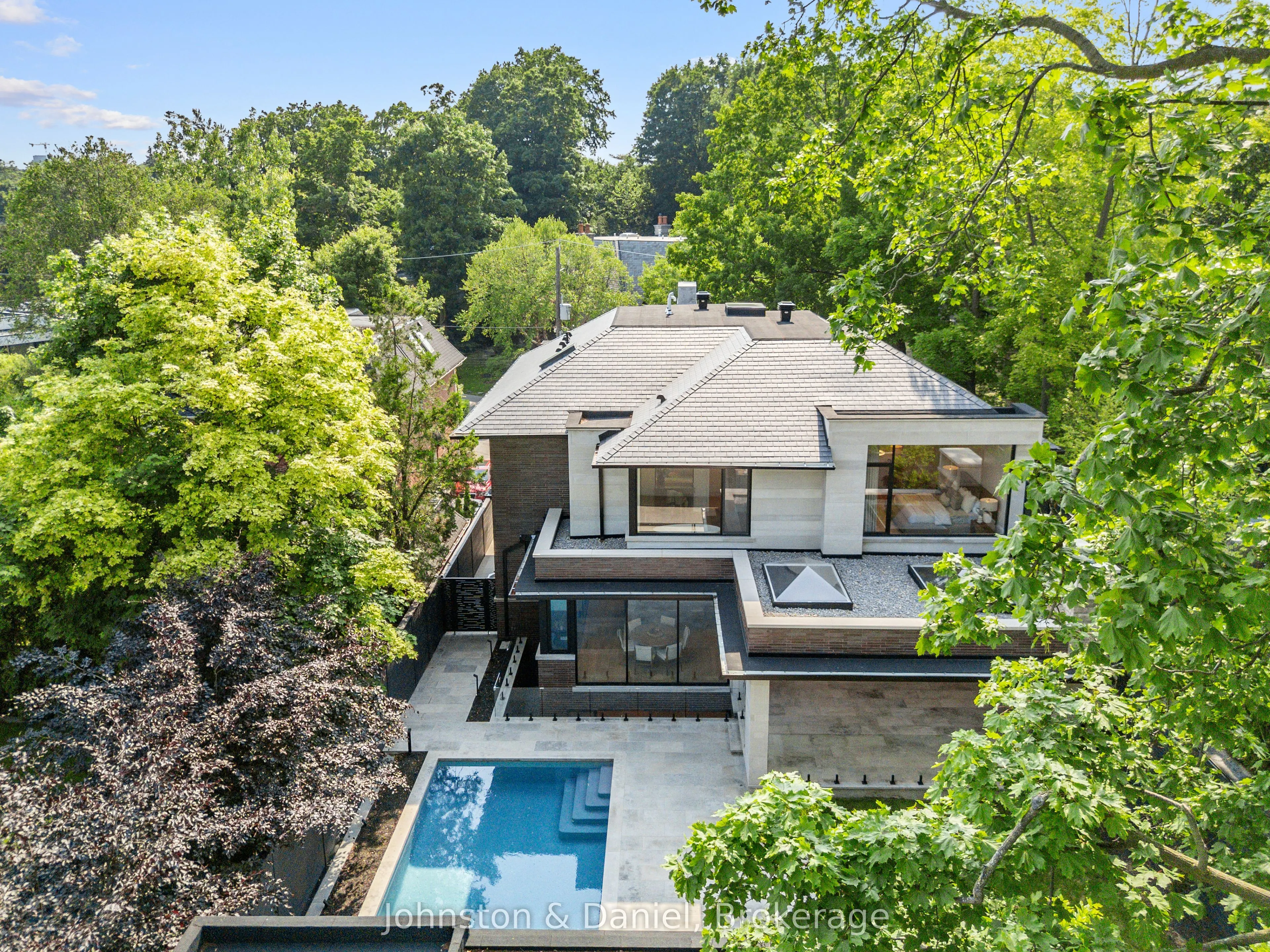 5 Fidelia Avenue