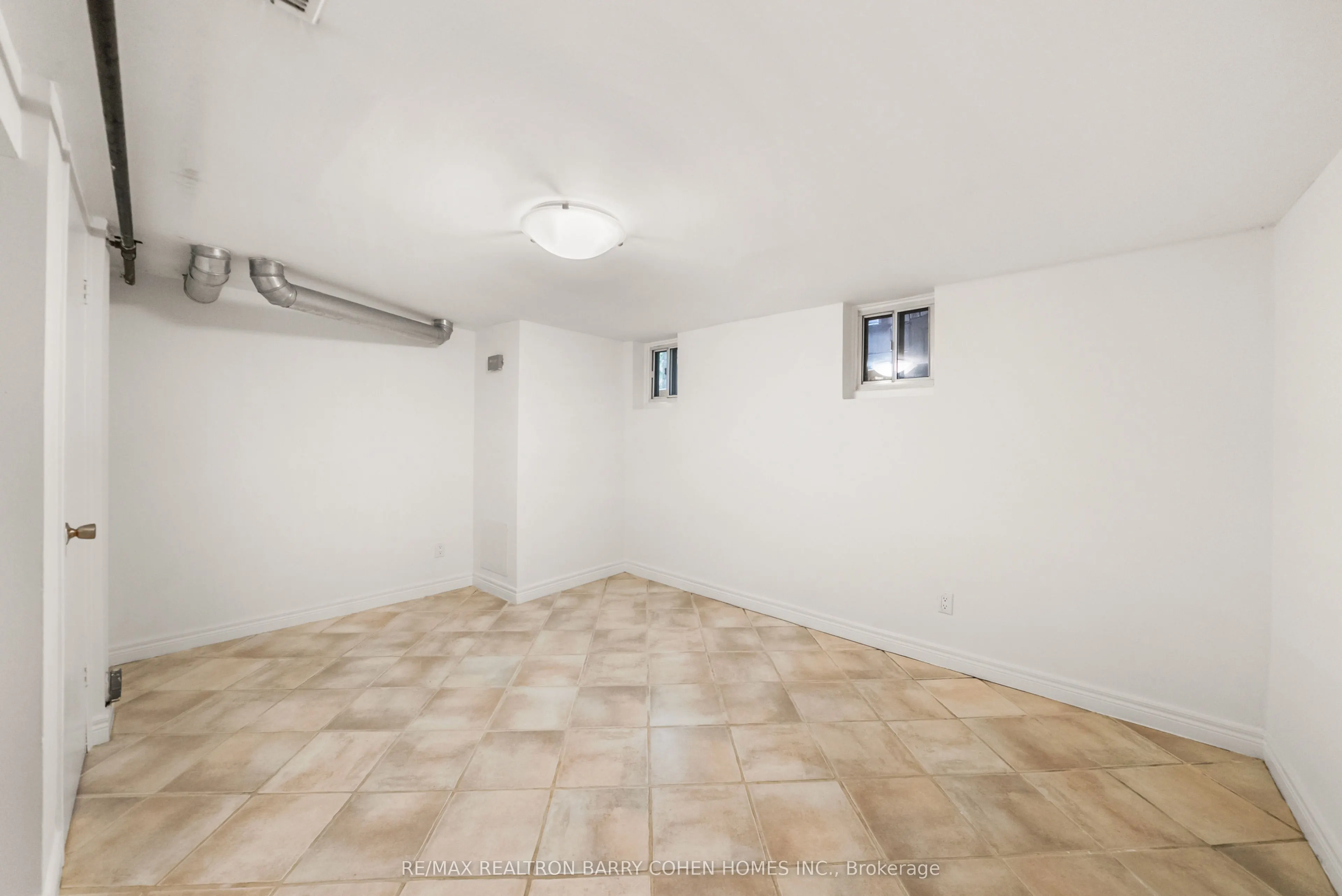 6 Nina Street