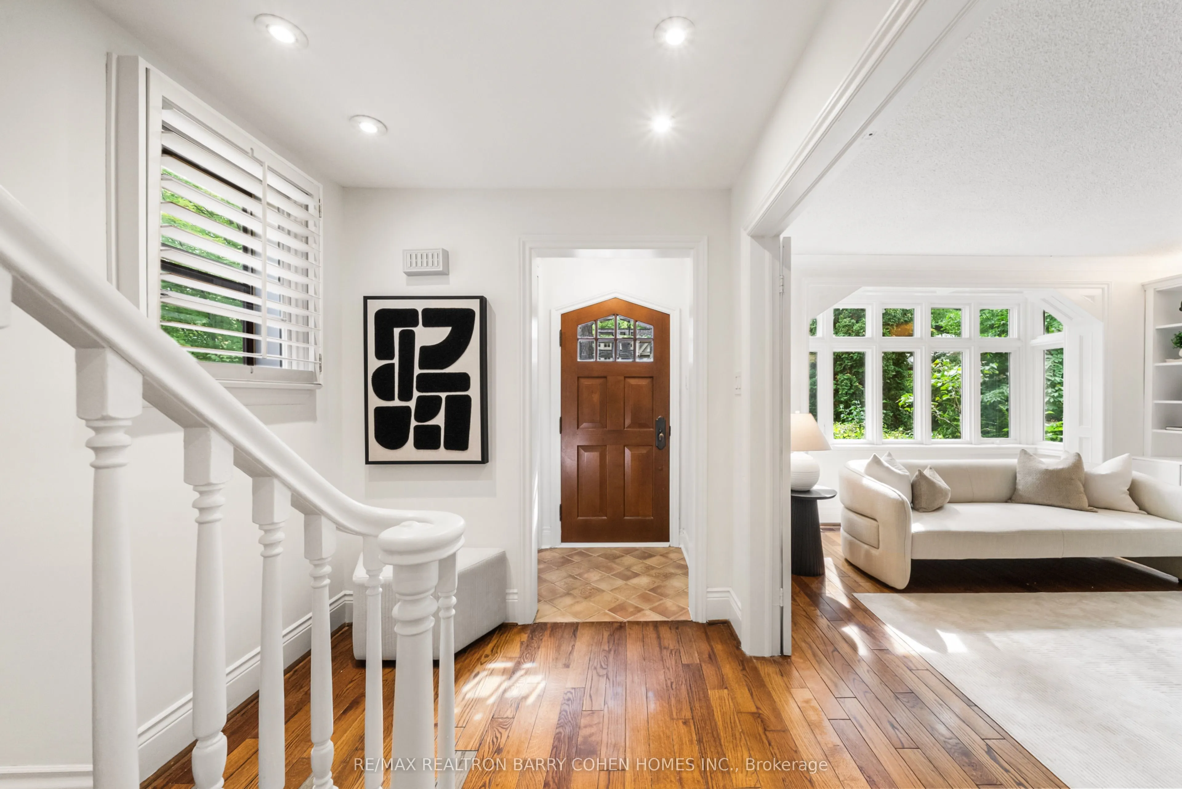 6 Nina Street