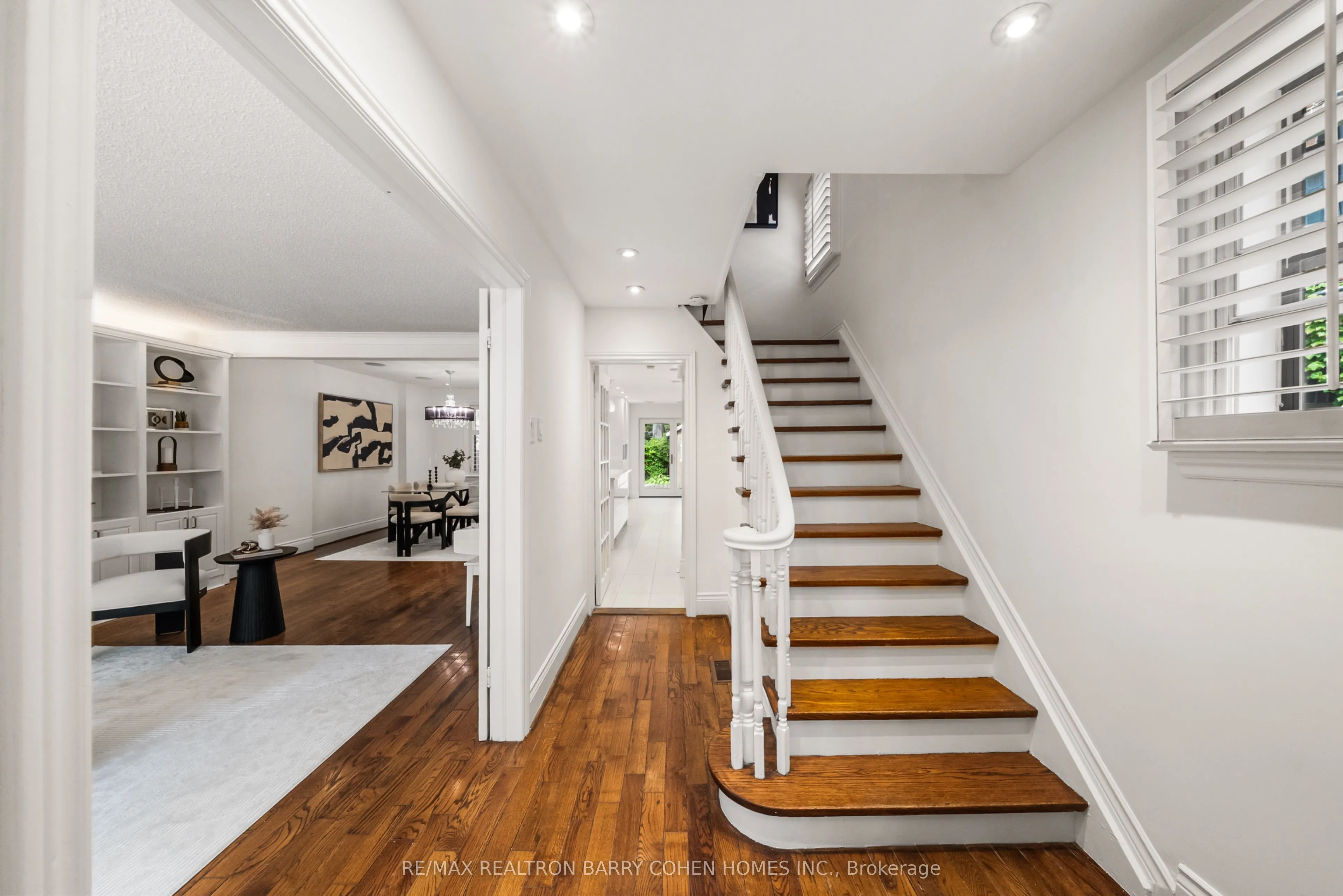 6 Nina Street