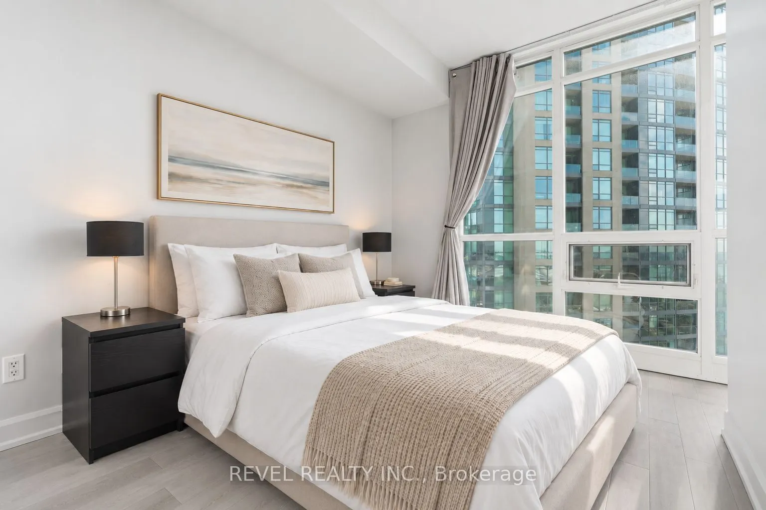 231 Fort York Boulevard #2001